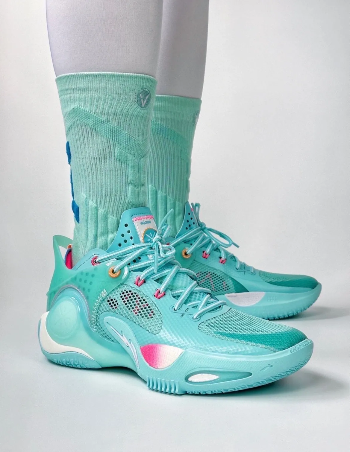 Li-Ning Wade Fission 8 - Miami Traction Fit Vertical Leap Enhancement
