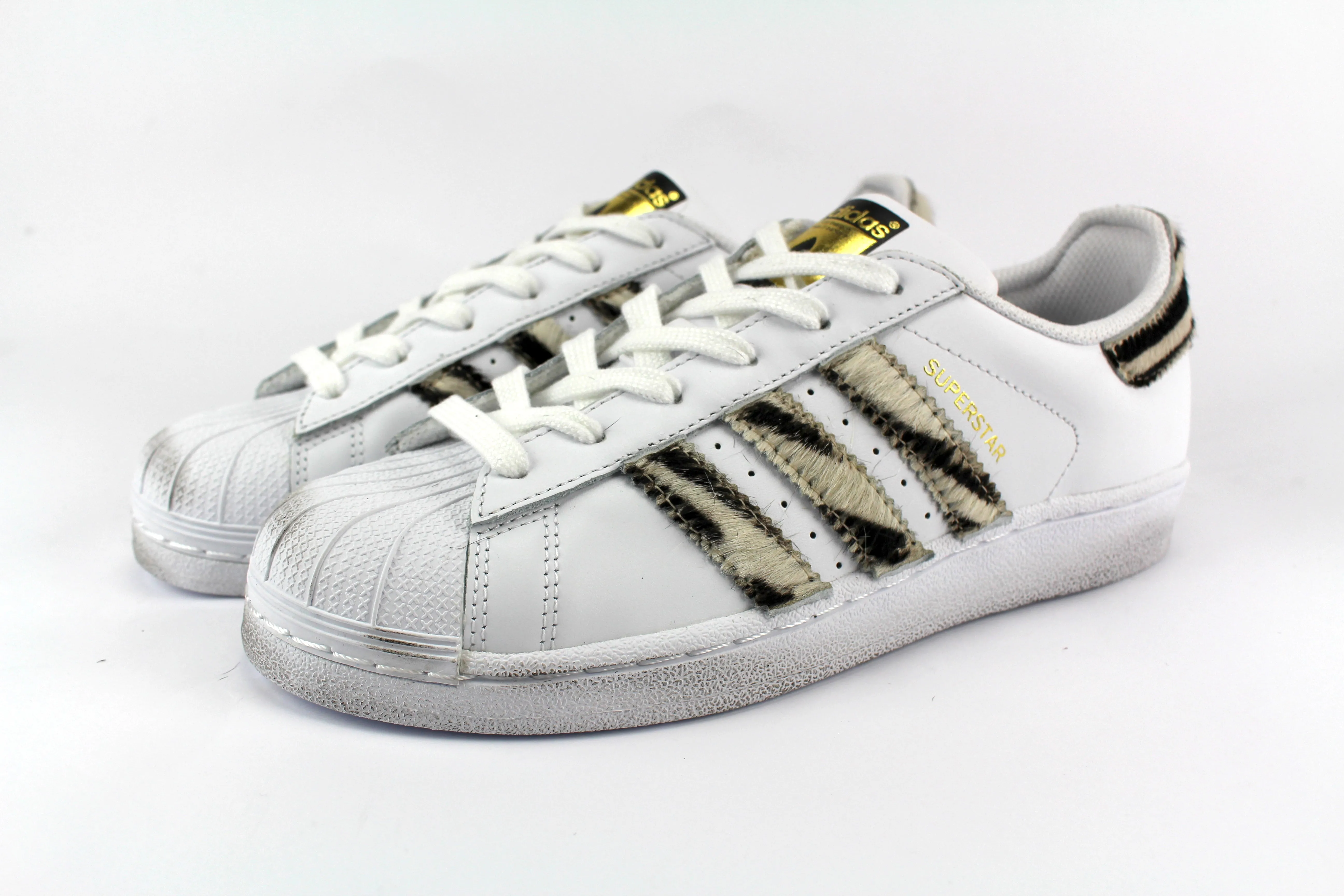 Chill Mode Dual Density Midsole Adidas Superstar Zebrate