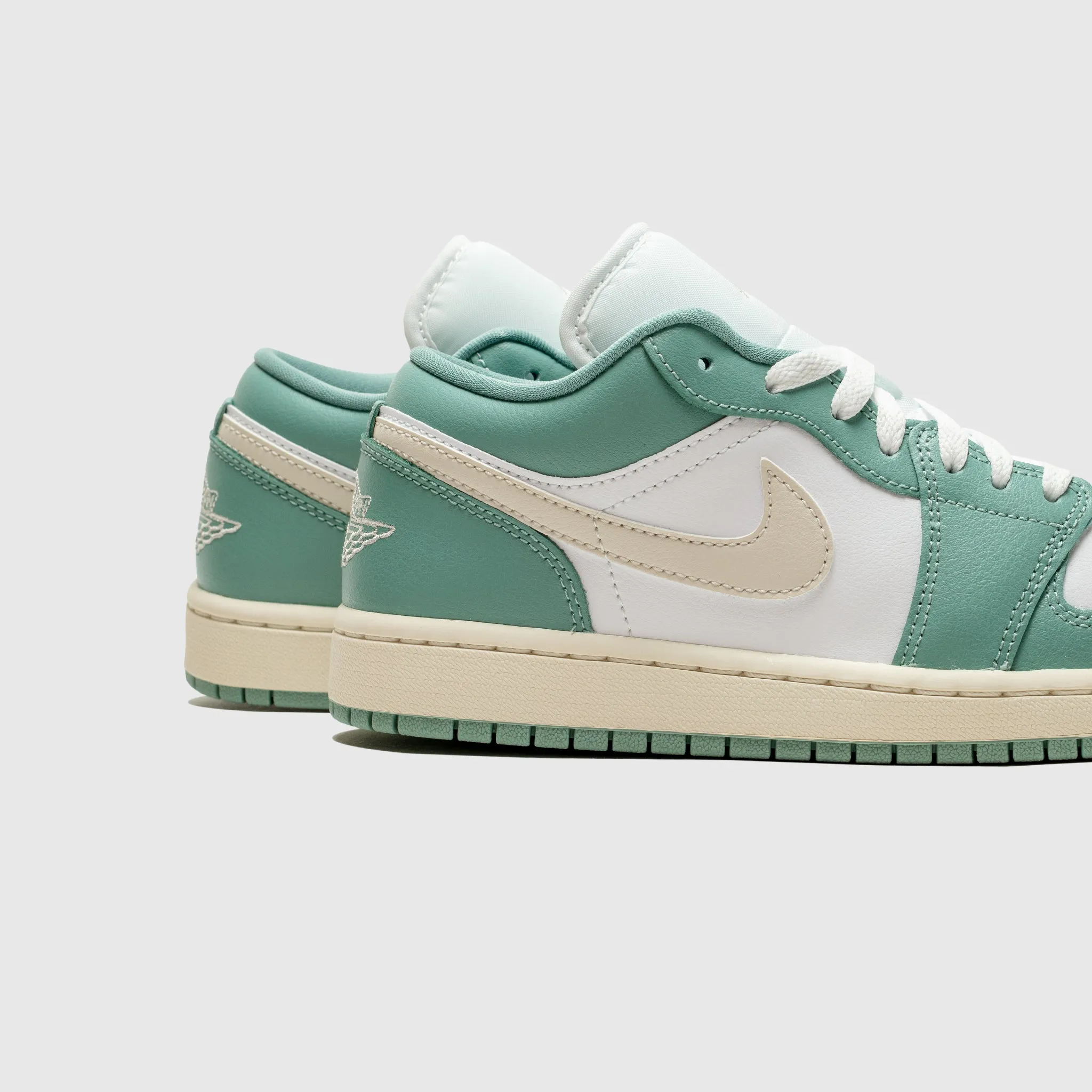 WMNS AIR JORDAN 1 LOW "CANNON" Forest Path High Rebound Midsole Foam