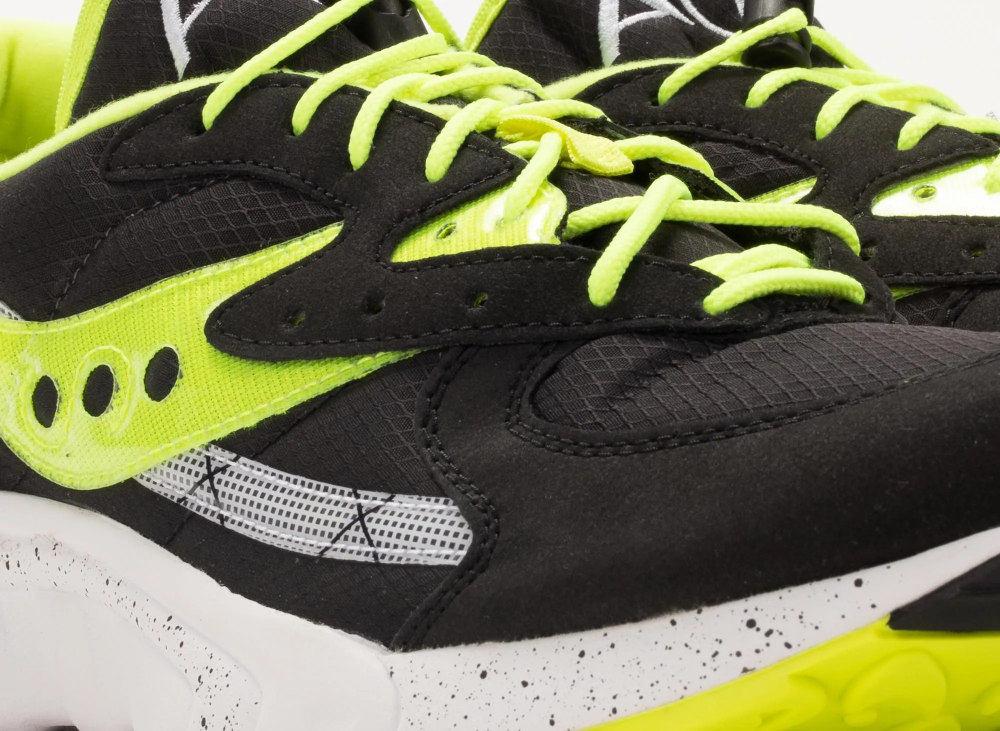 water - sports running shoes Saucony Originals Aya 'Black/Lime Green'