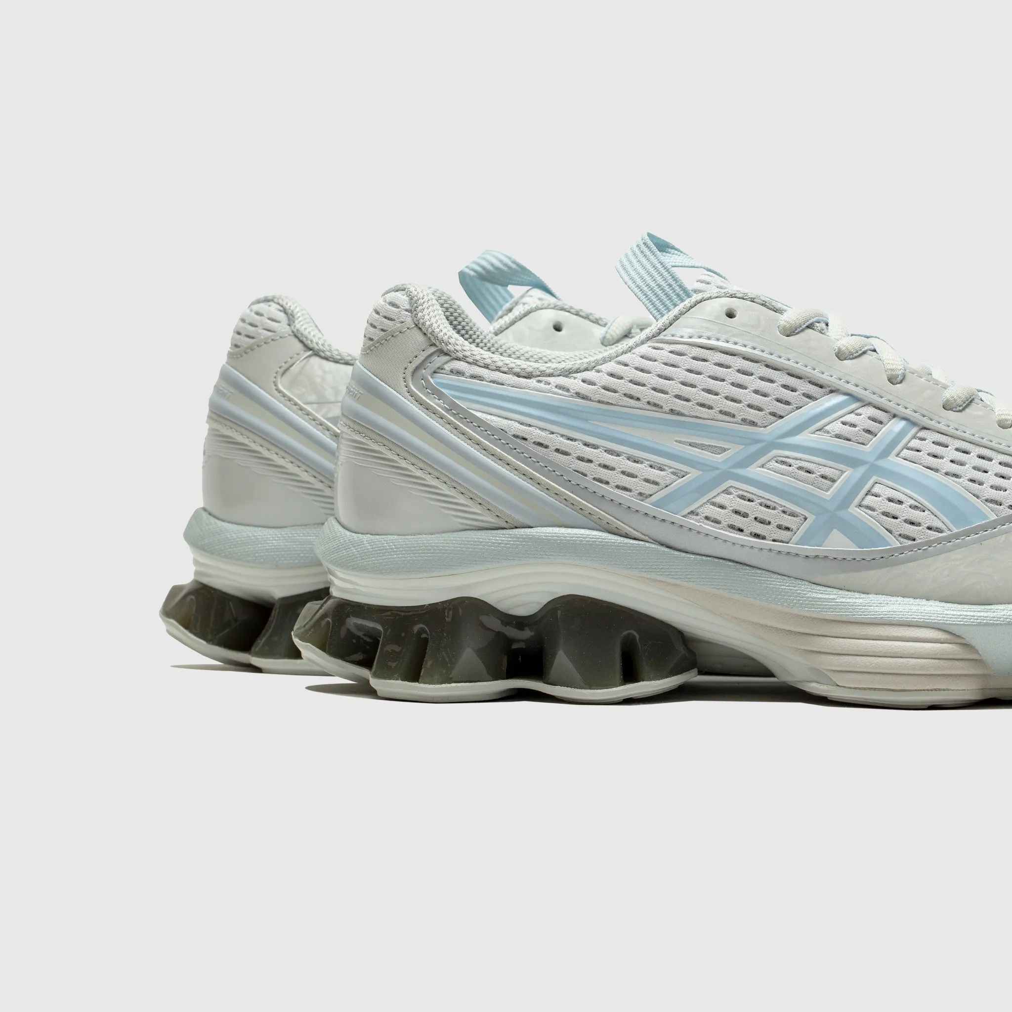 Auxetic Lattice Midsole US6-S GEL-KINETIC FLUENT