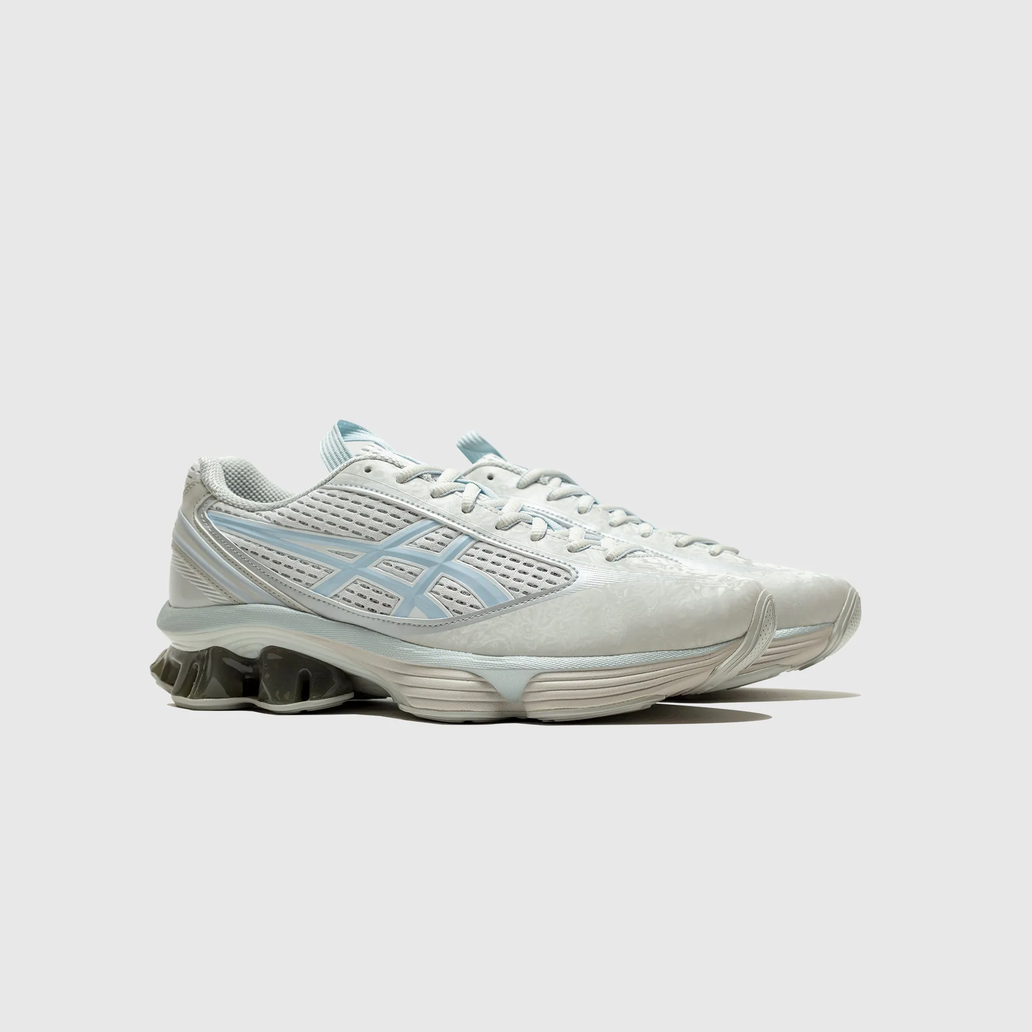 Commute Light Run Free US6-S GEL-KINETIC FLUENT
