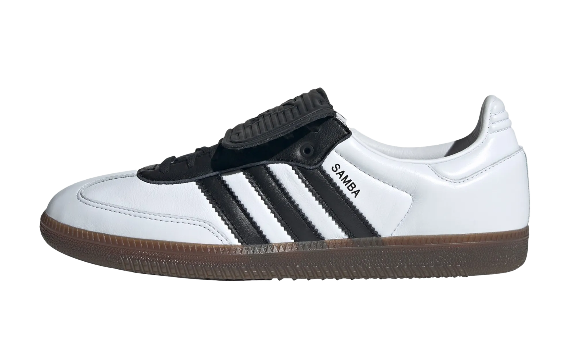 Samba LT "Cloud White Core Black" Cruise Wear