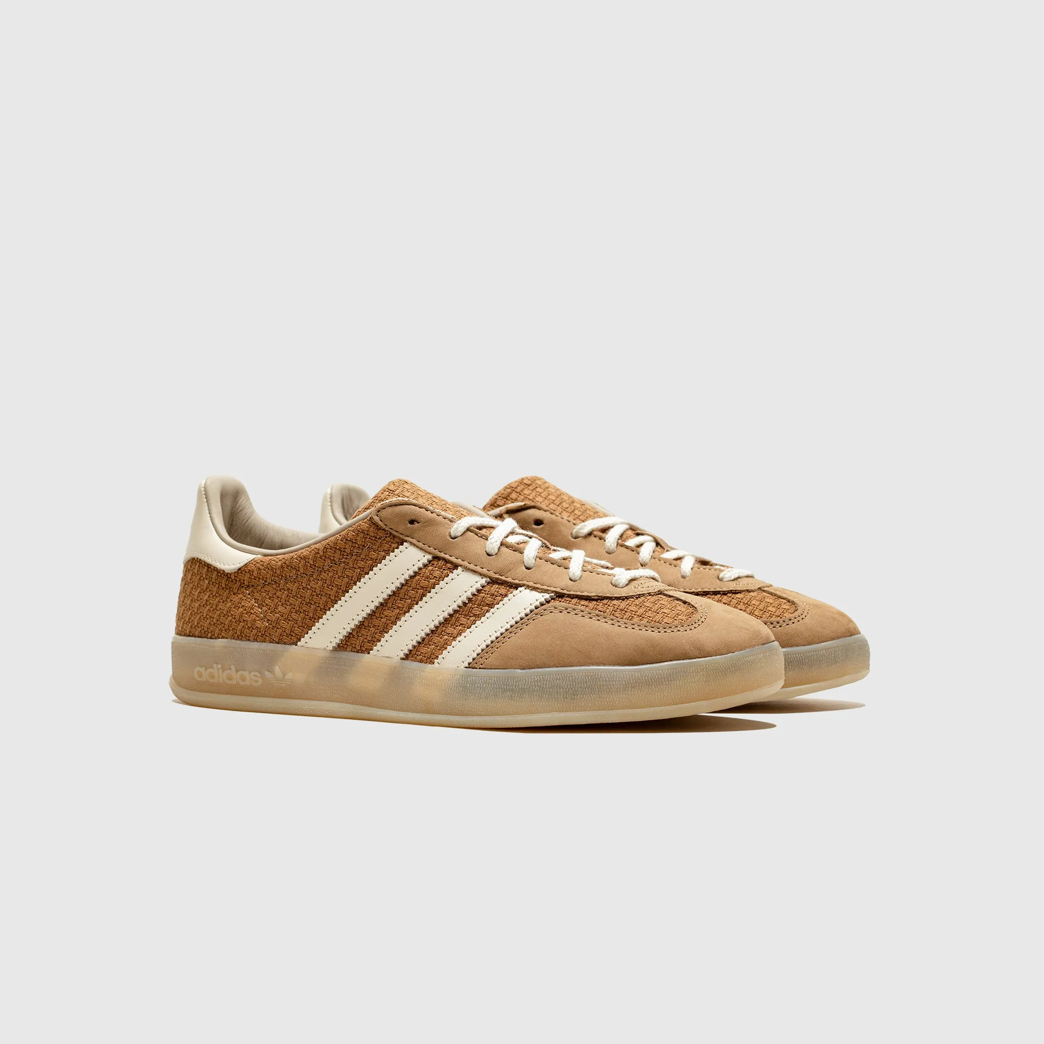 Step Ahead Stage Glow GAZELLE INDOOR