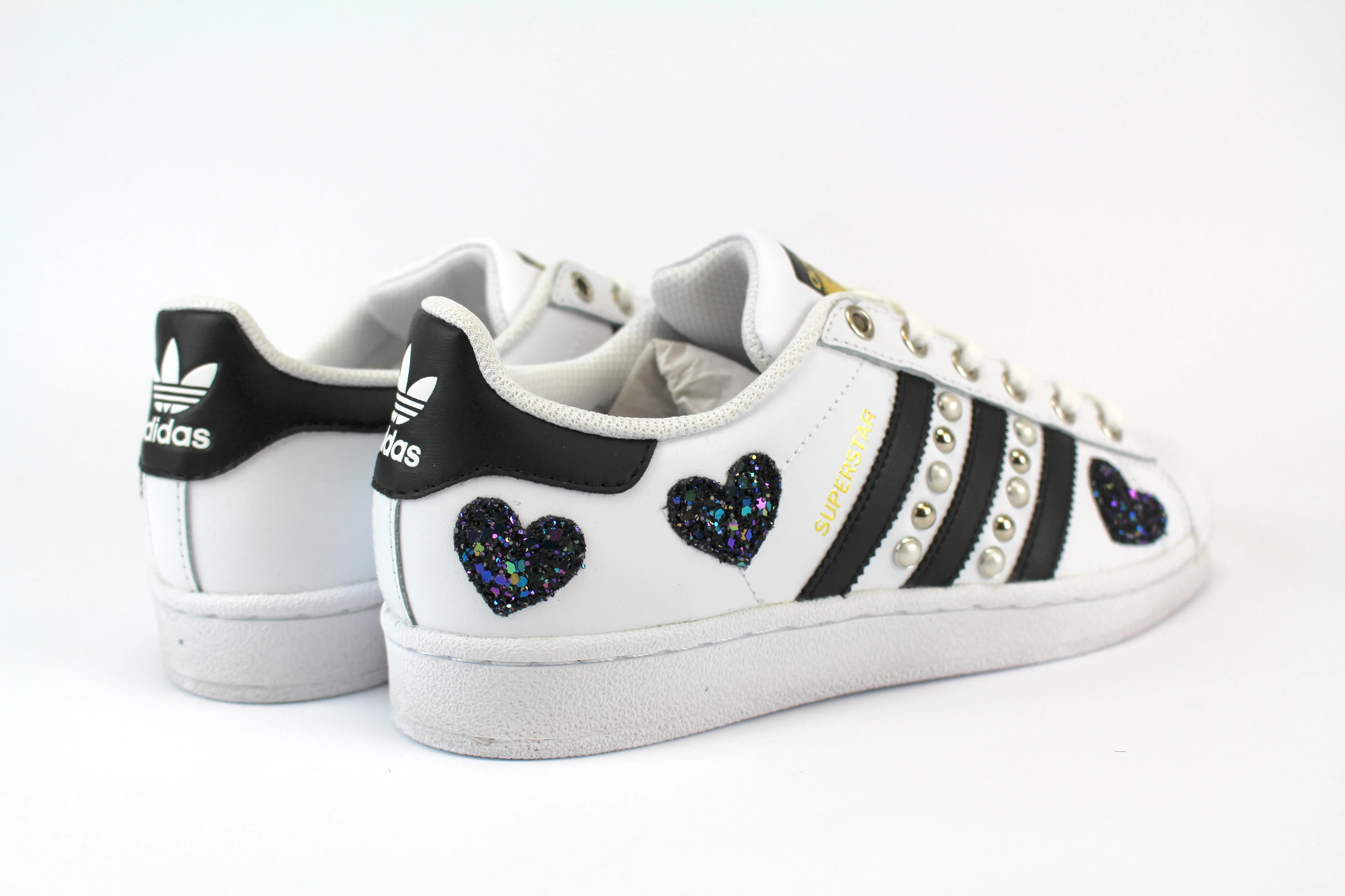 Day-Long Wear Adidas Superstar Borchie & Cuori Black Iris
