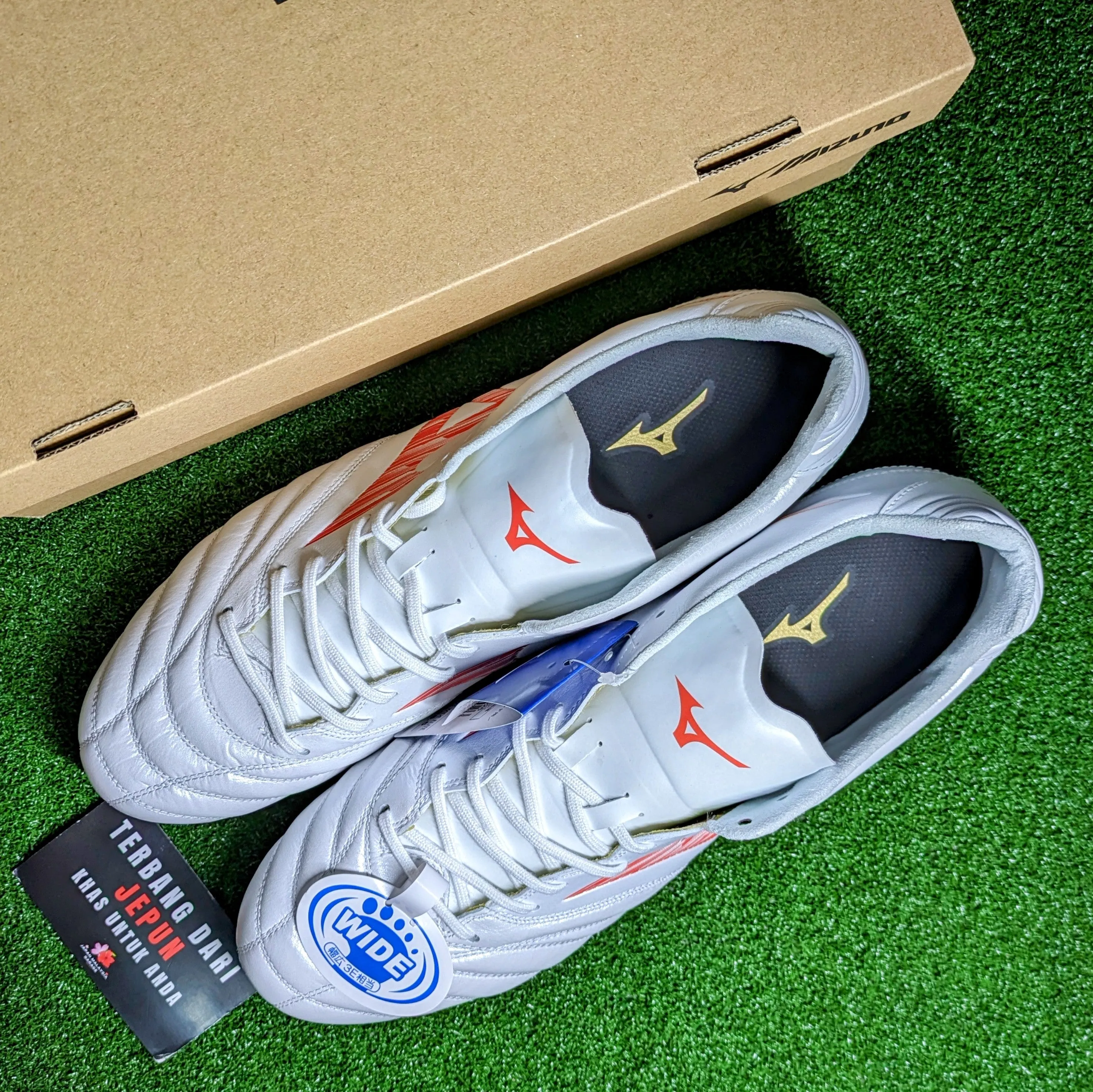 Mizuno Monarcida Neo 3 Wide Elite(White/Red) Defensive Grip