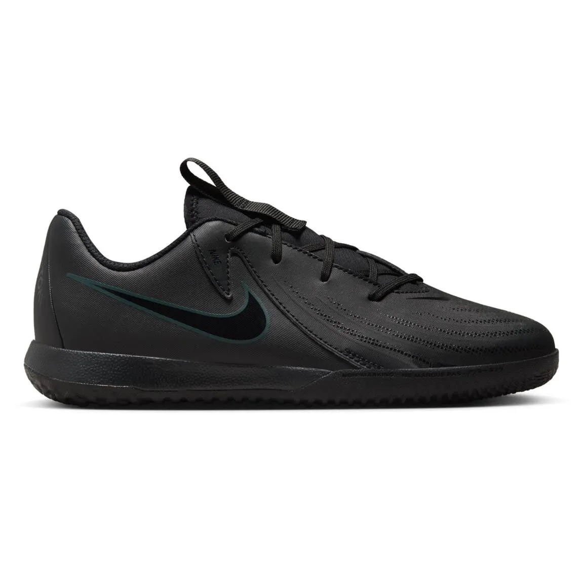 Nike Jr. Phantom GX 2 Academy IC Directional Change