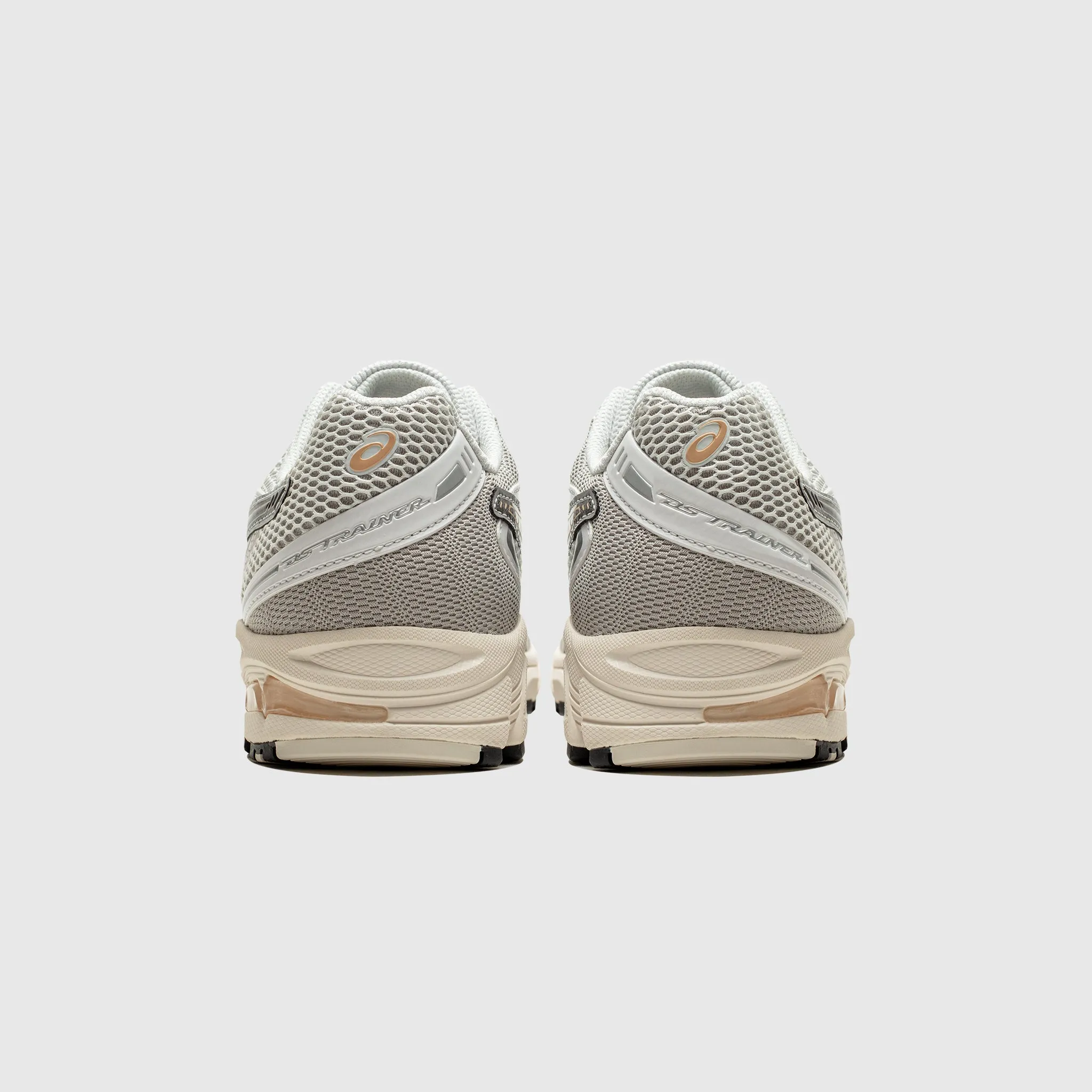 group run Contoured Arch Support GEL-DS TRAINER 14 "WHITE HONEY"