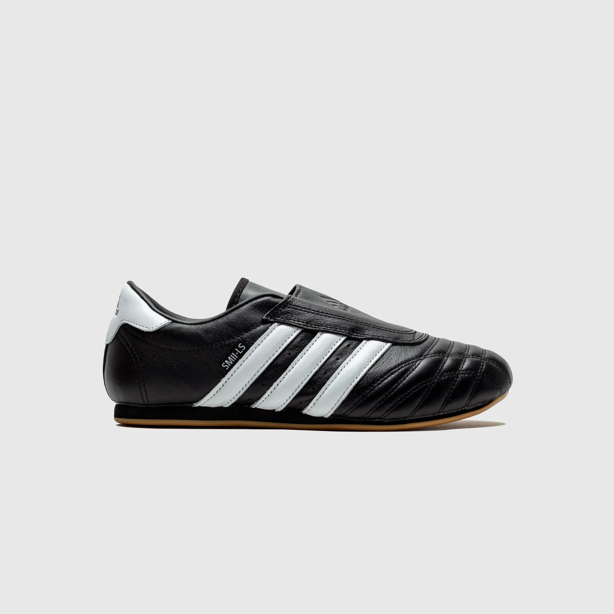 WMNS TAEKWONDO Feather Light Urban Stroll