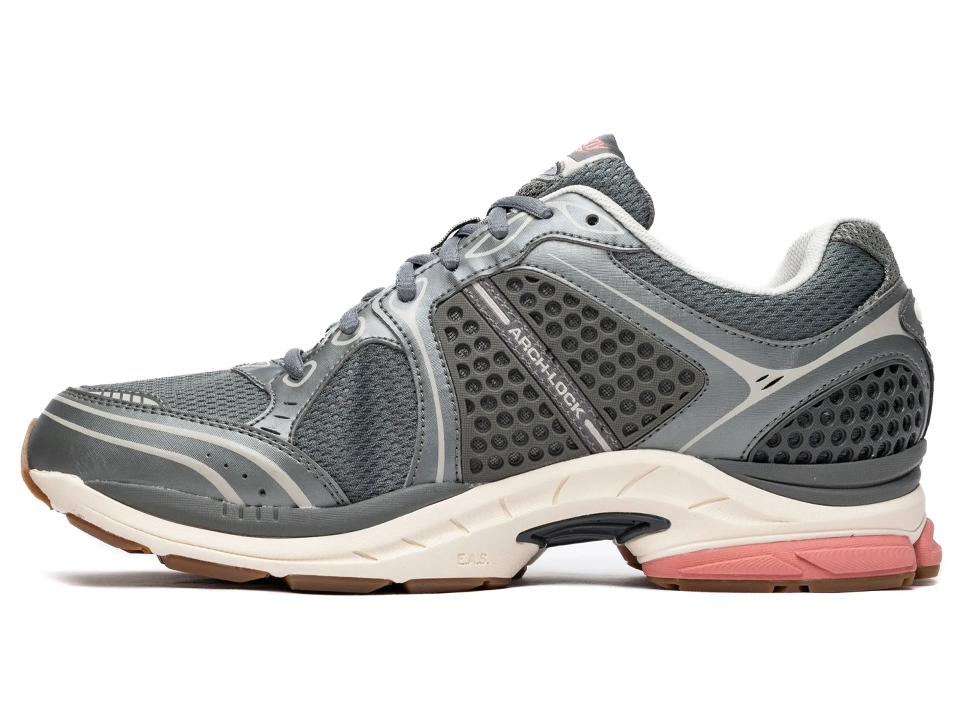 Saucony Progrid Triumph 4 group run