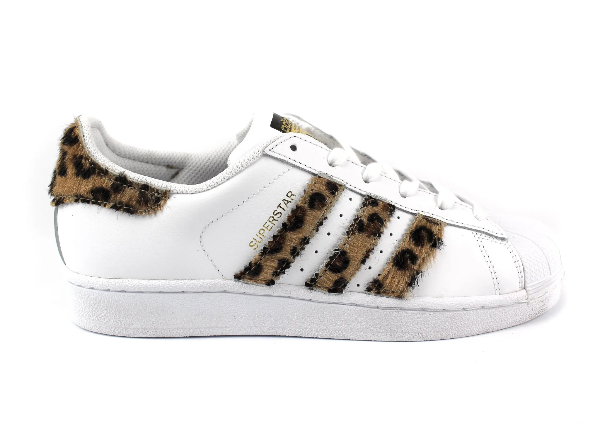 Minimalist Style Adidas Superstar Maculate