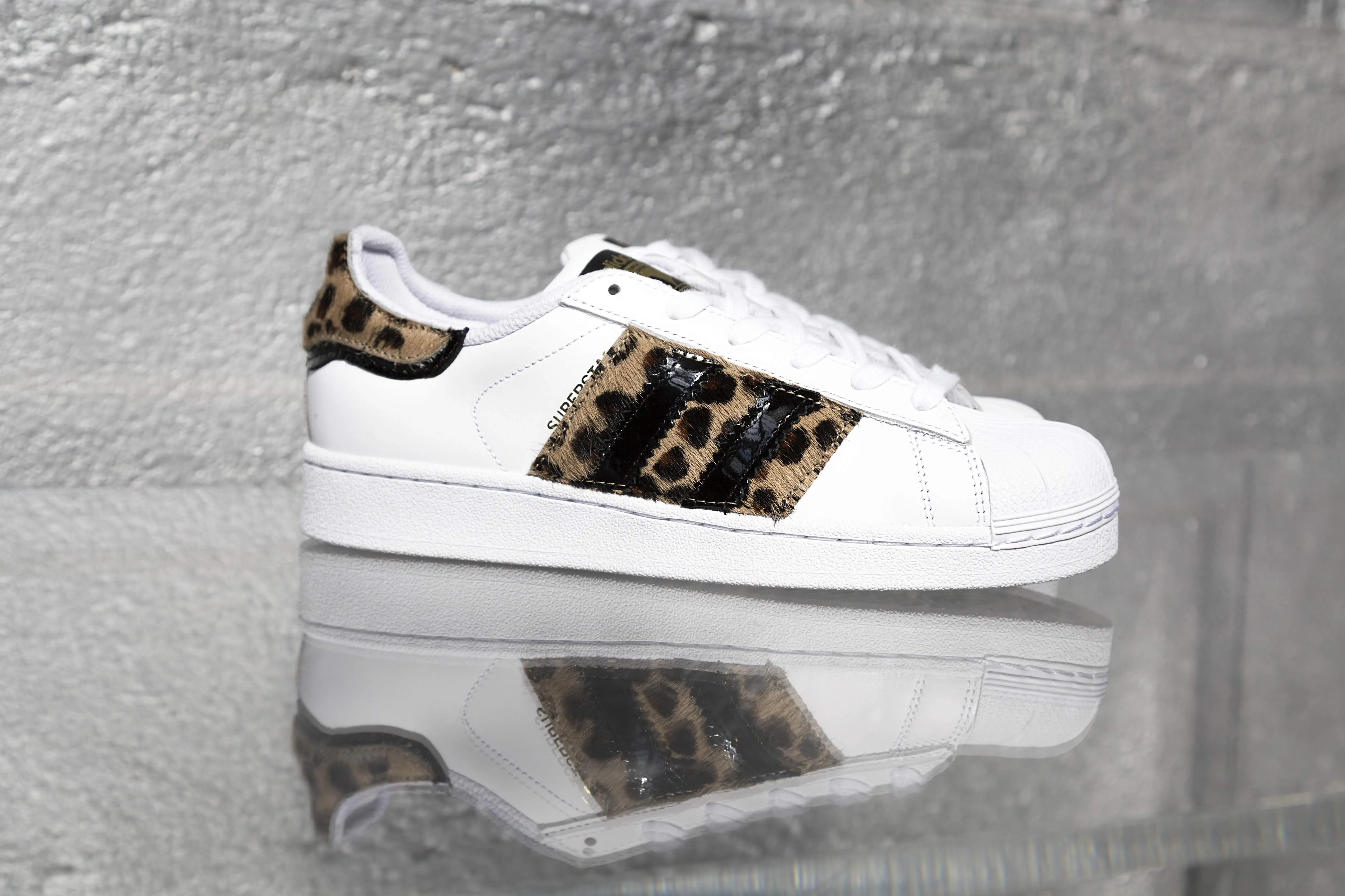 Adidas Superstar Maculate & Vernice Nera Snow Path