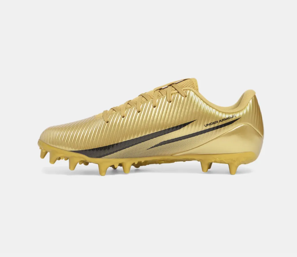 Airflow channels Wave Flow Under Armour Blur Select Football Cleats | Gold