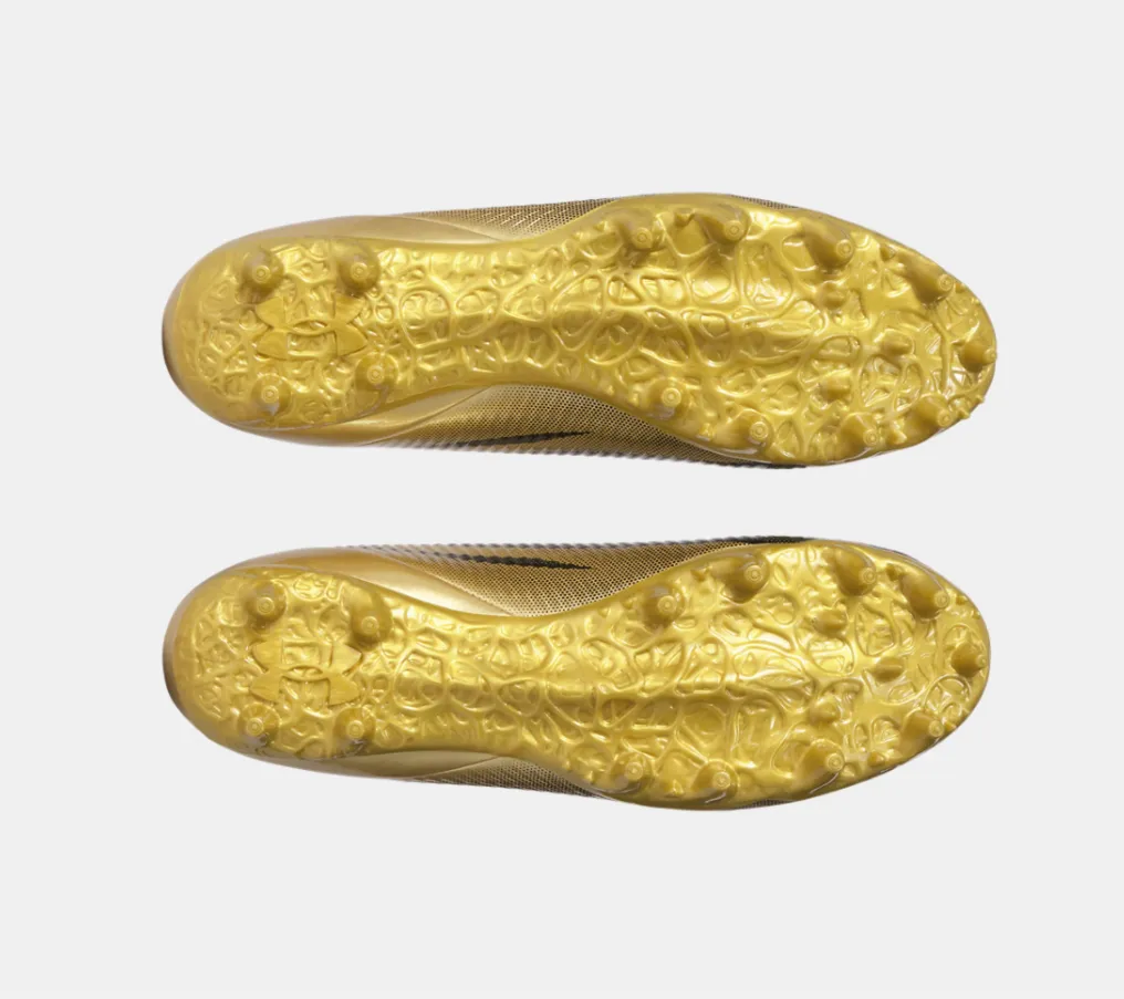 Smooth Inner Seams Under Armour Blur Select Football Cleats | Gold