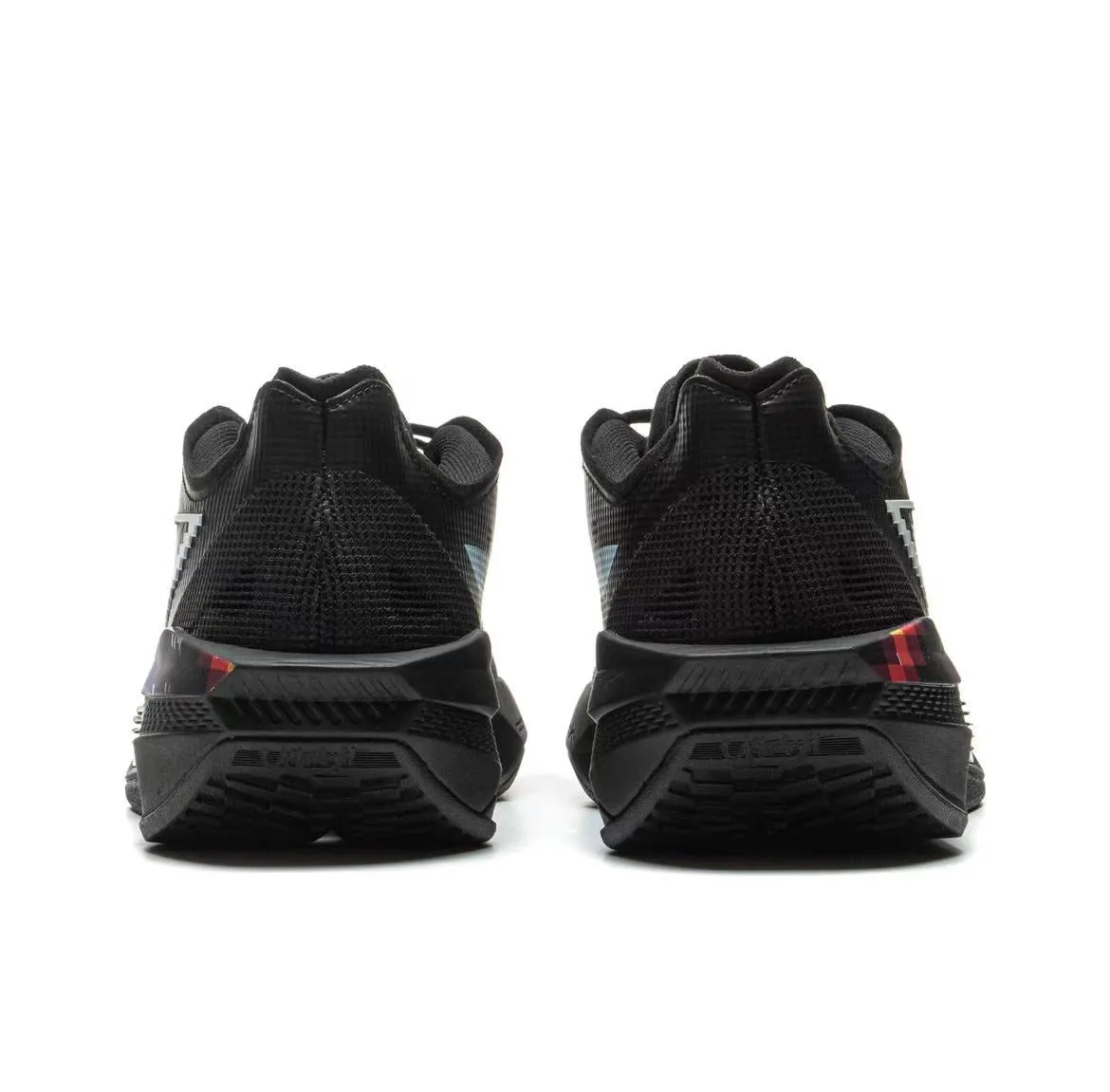Li-Ning Ultra Light 2025 Supercar Club - Pixel carbon fiber plate Arch support