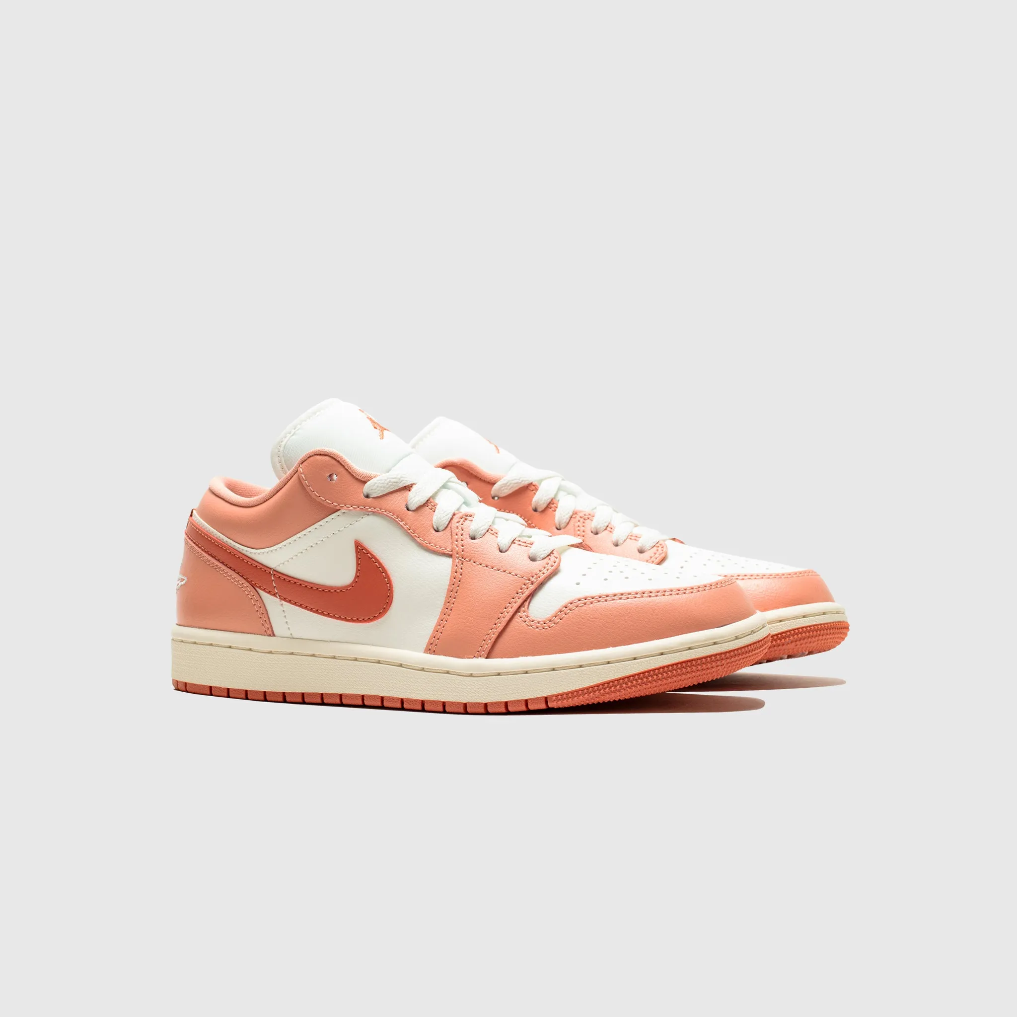 WMNS AIR JORDAN 1 LOW "MADDER ROOT" Energy Return System Heat Mode