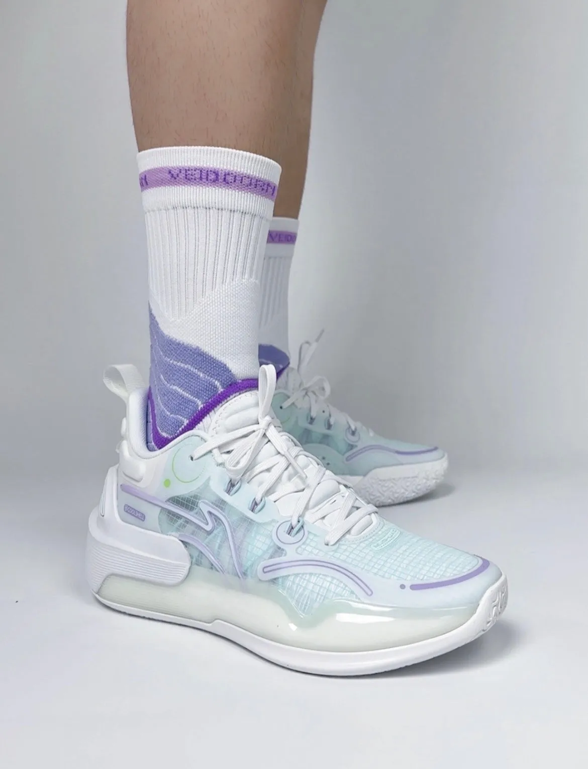 Li-Ning Yushuai 16 V2 - White/Light green Anti Odor Technology