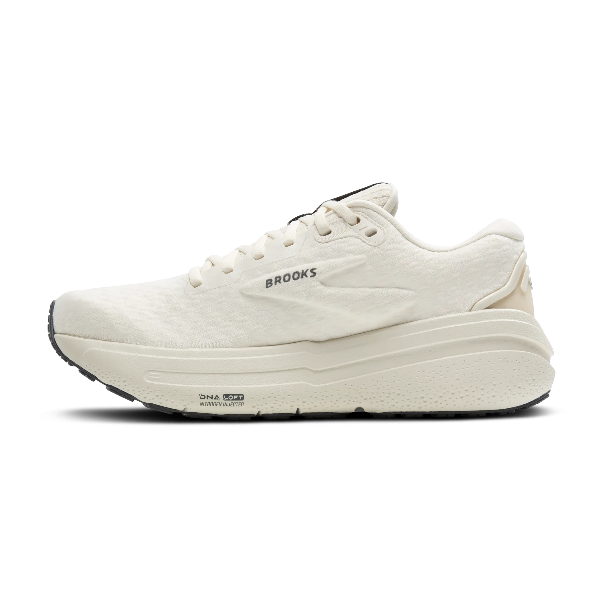 Non Restrictive Footbed Women's Ghost Max 2