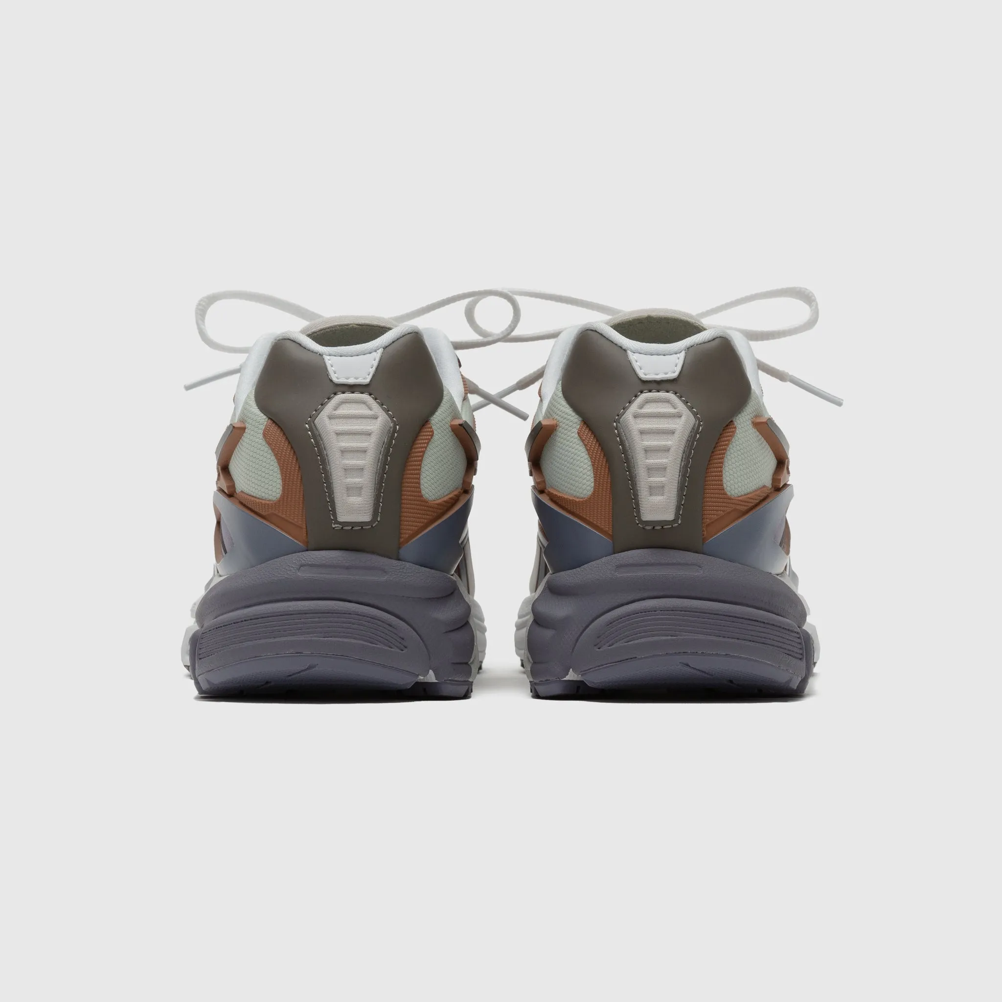 PACKER X PREMIER ROAD MODERN Firm Edge