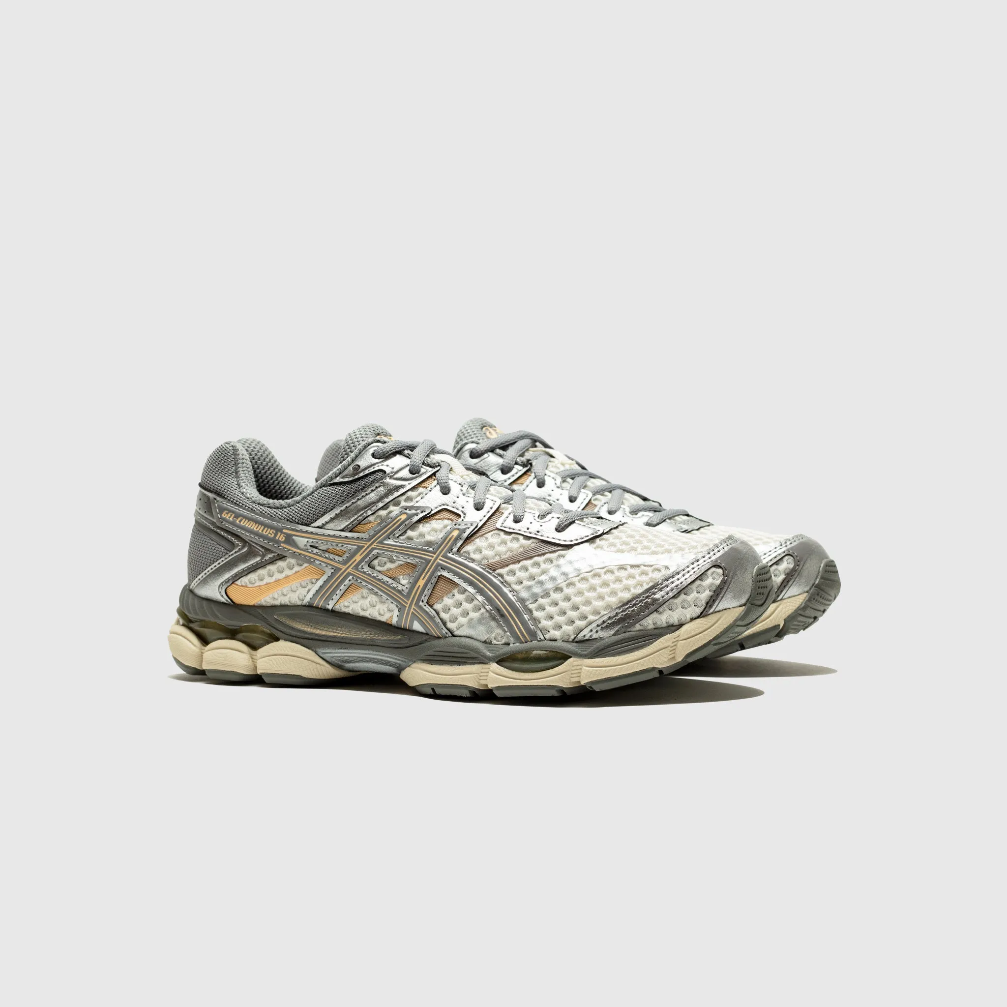 GEL-CUMULUS 16 Lace Up Comfort Bend