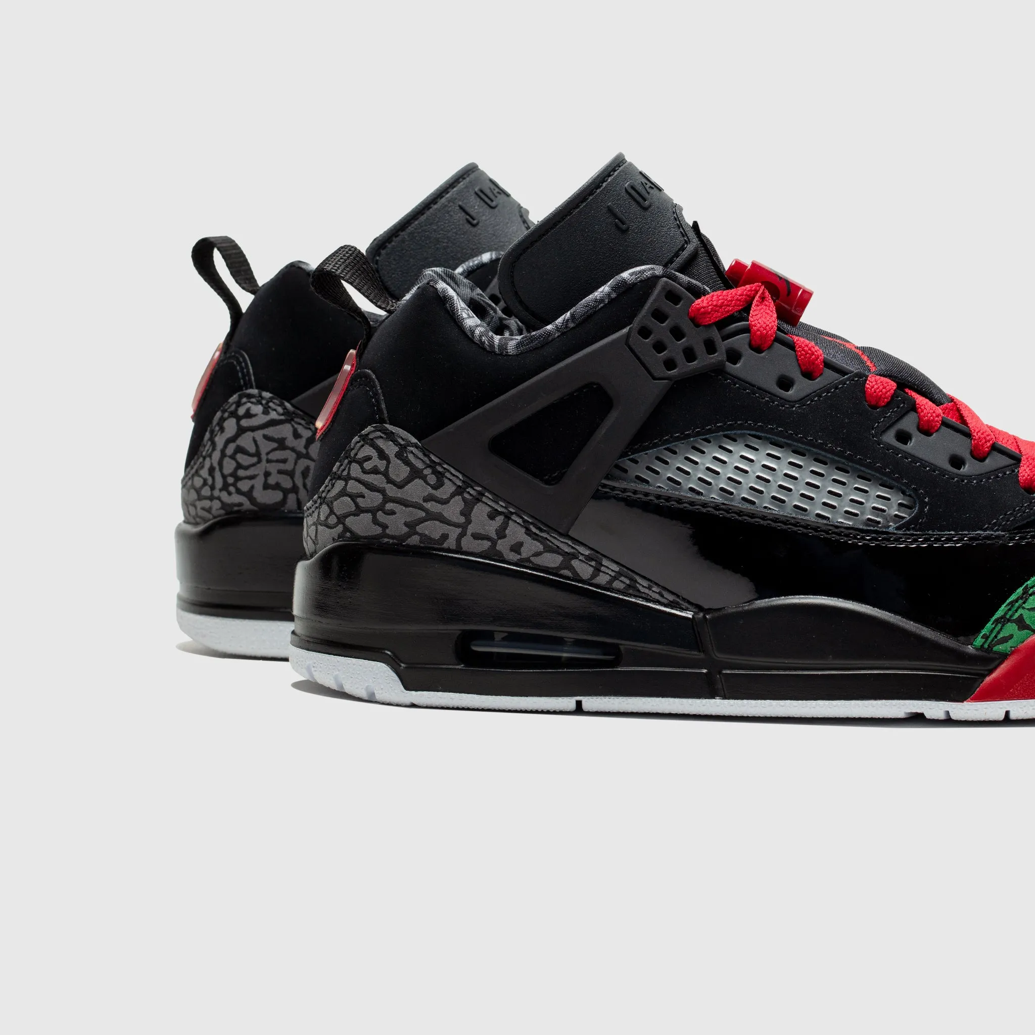 JORDAN SPIZIKE LOW "OG" Swim Ready