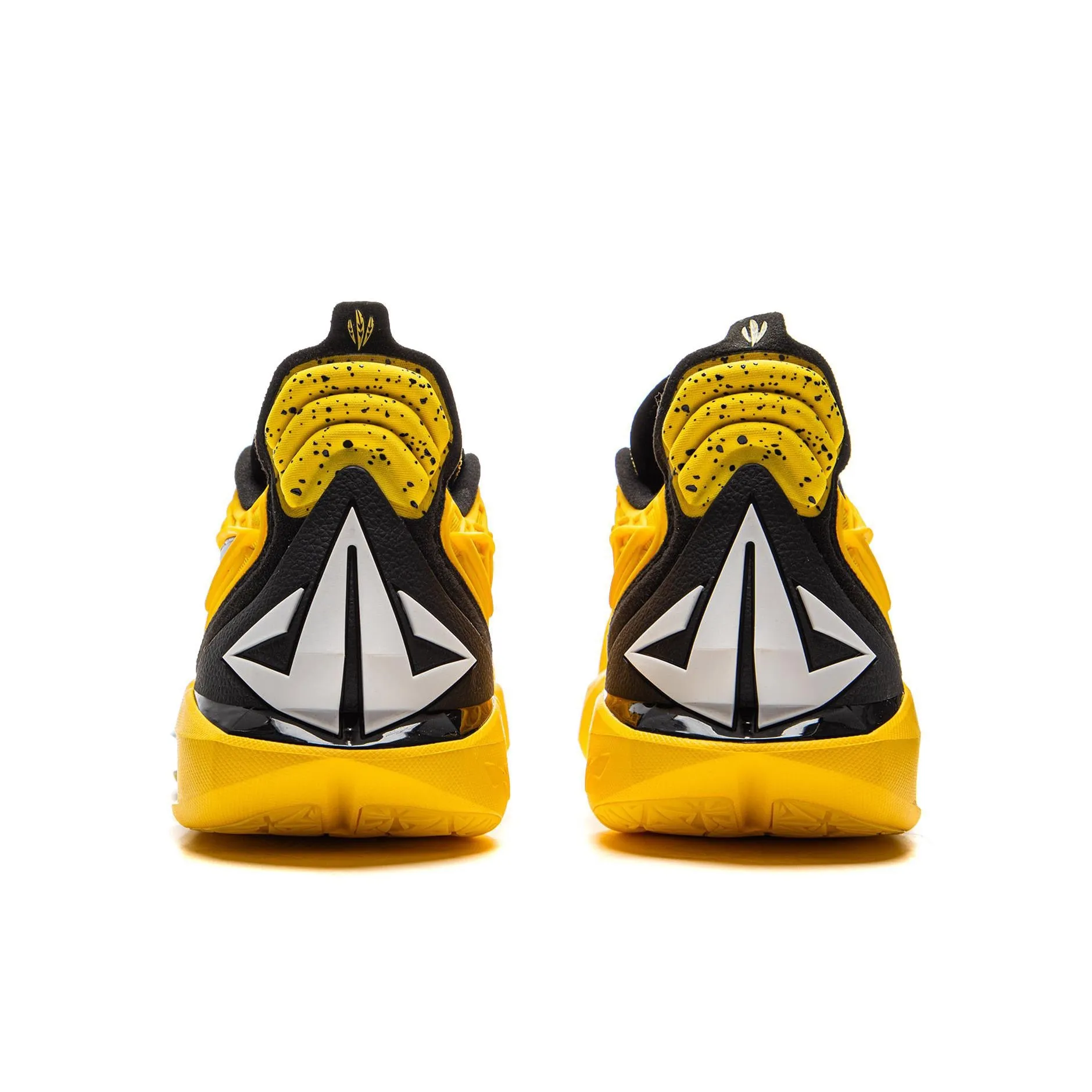 Li-Ning Jimmy Butler JB3 - Marquette University Multi Density Cushioning Ventilated Collar Padding