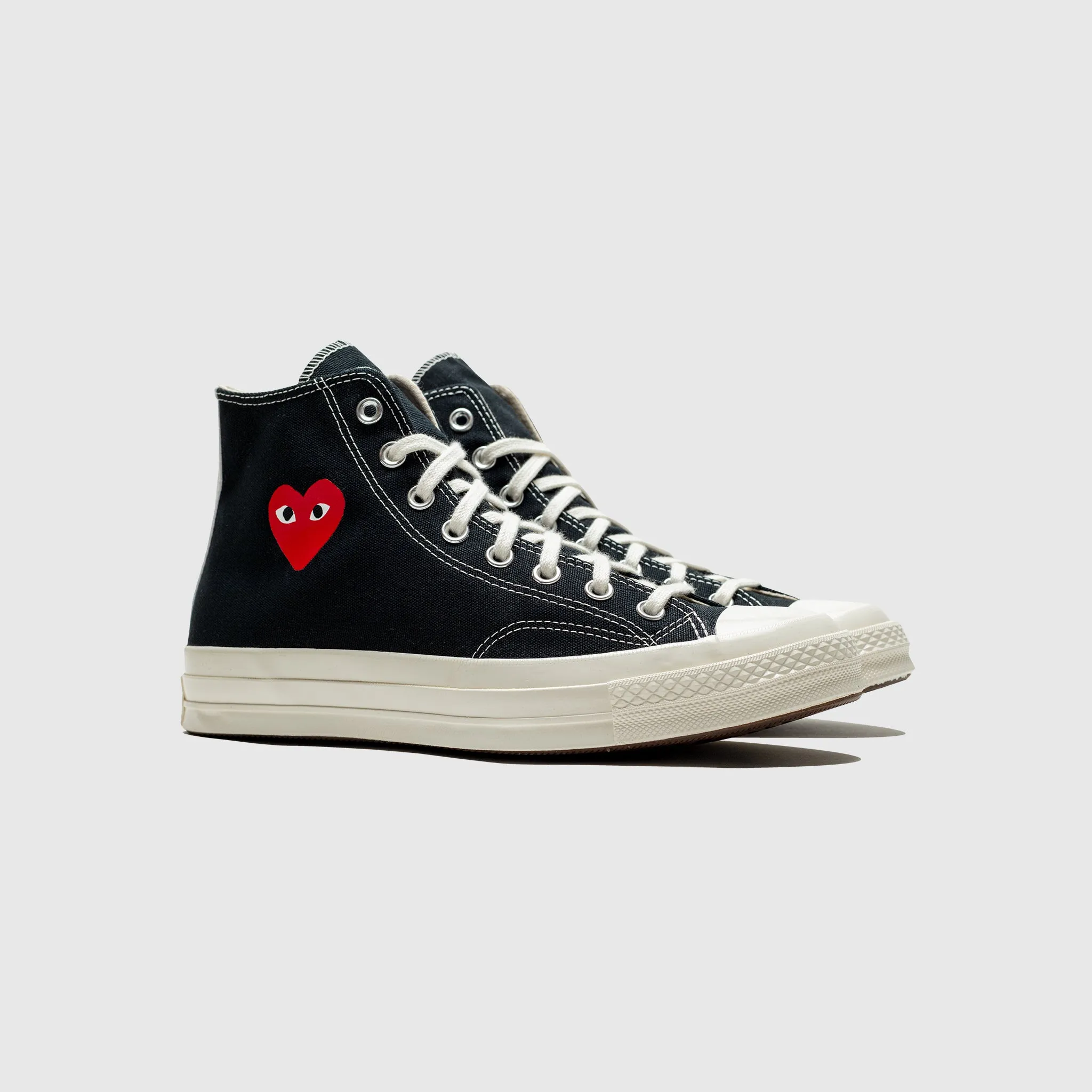 Stitch Free Construction CHUCK TAYLOR ALL-STAR '70 HI "BLACK SINGLE HEART"