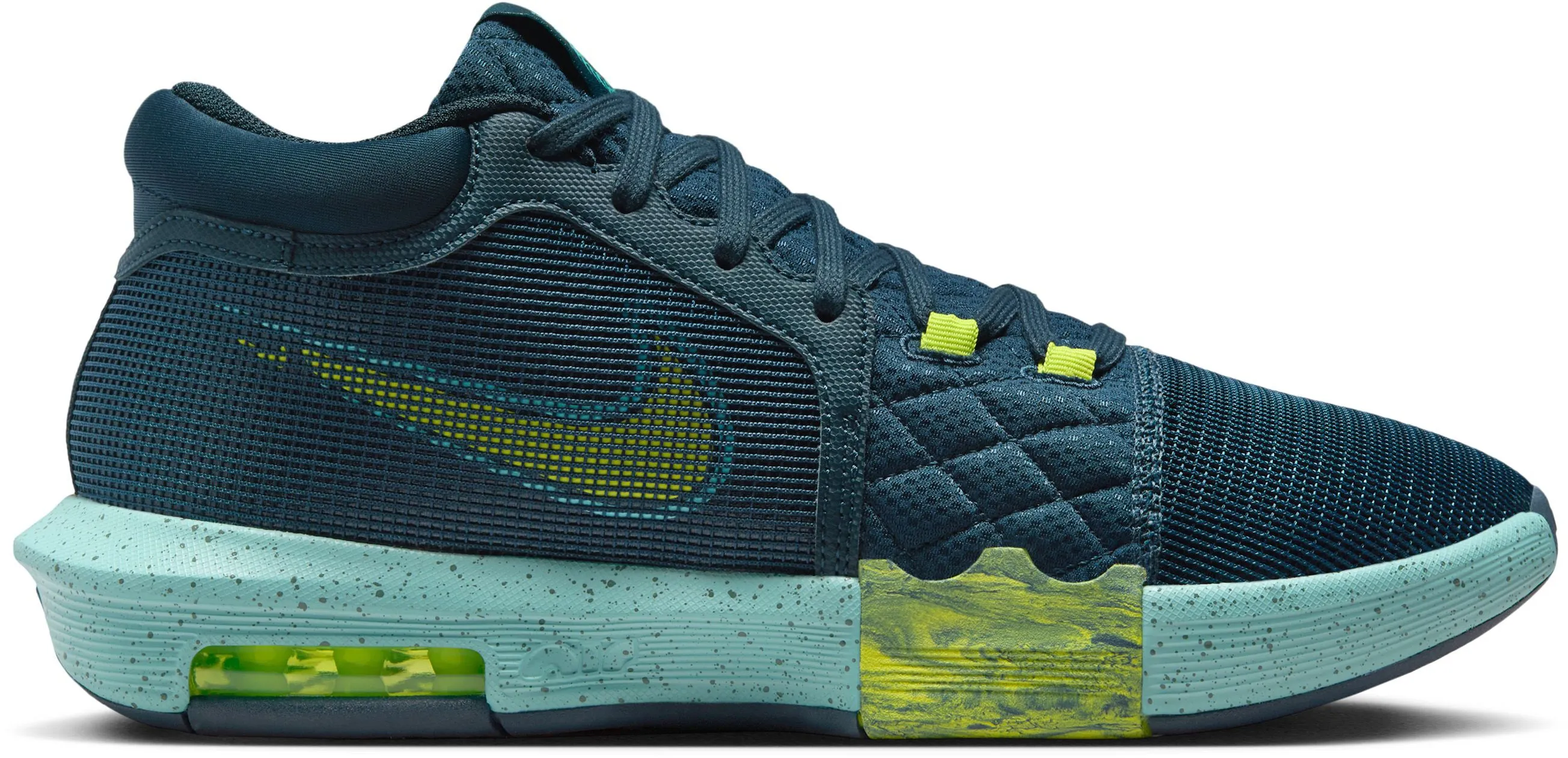 Cushioned Base Work Commute LeBron Witness 8 Men's Basketball Shoes
