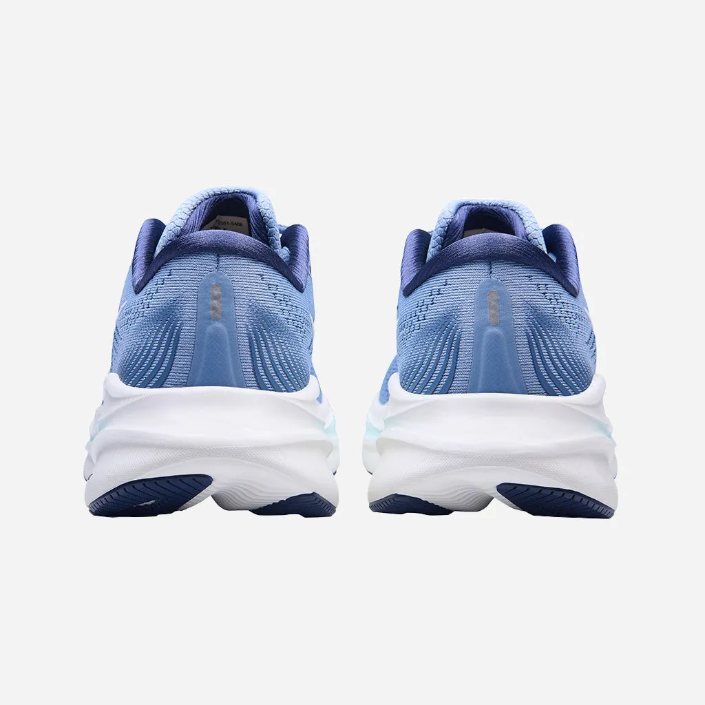 361-VENTUS: Grey Blue/Pure Water running in a cantilever bridge area shoes