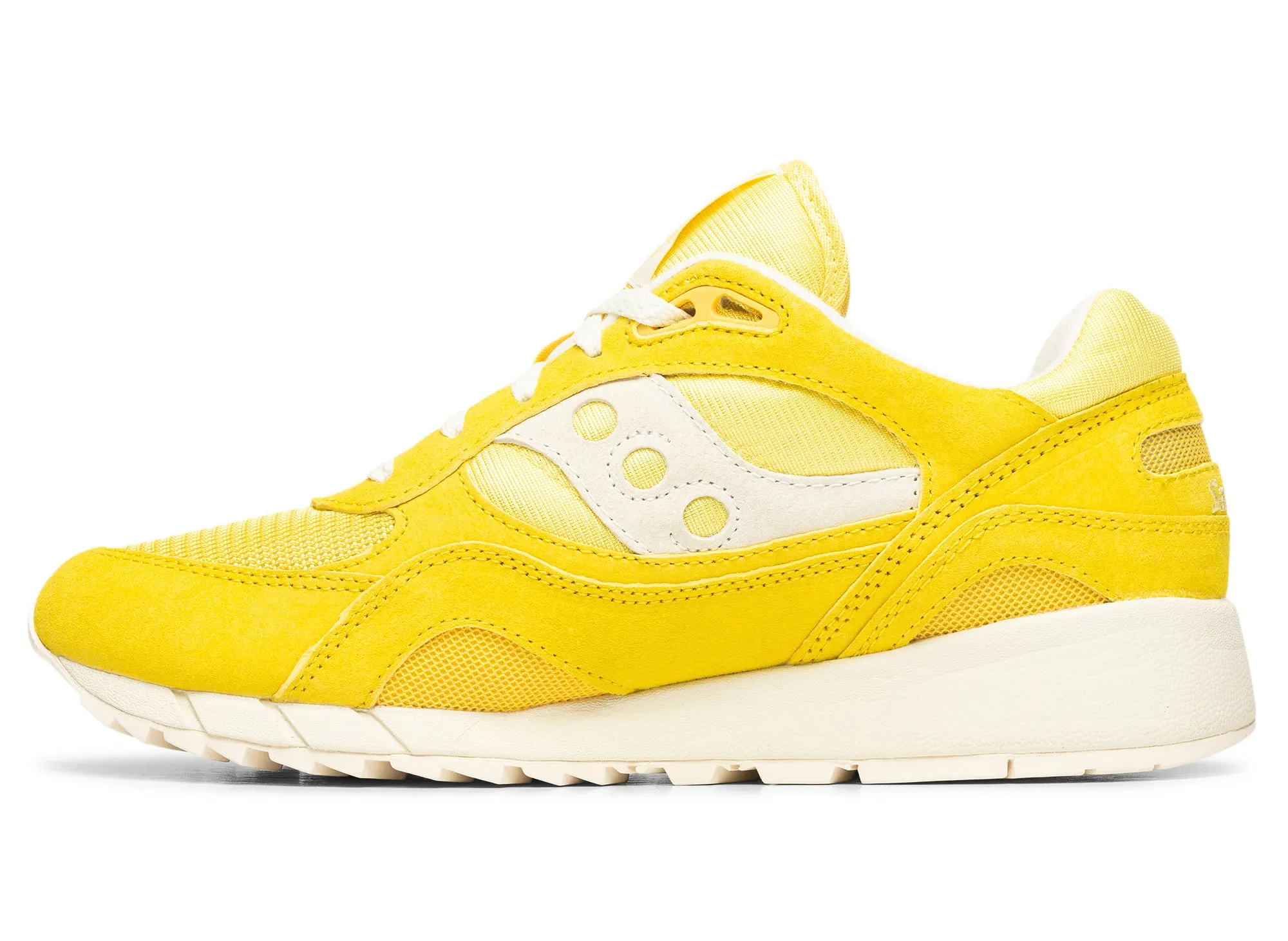 Saucony Shadow 6000 running in a trail race shoes