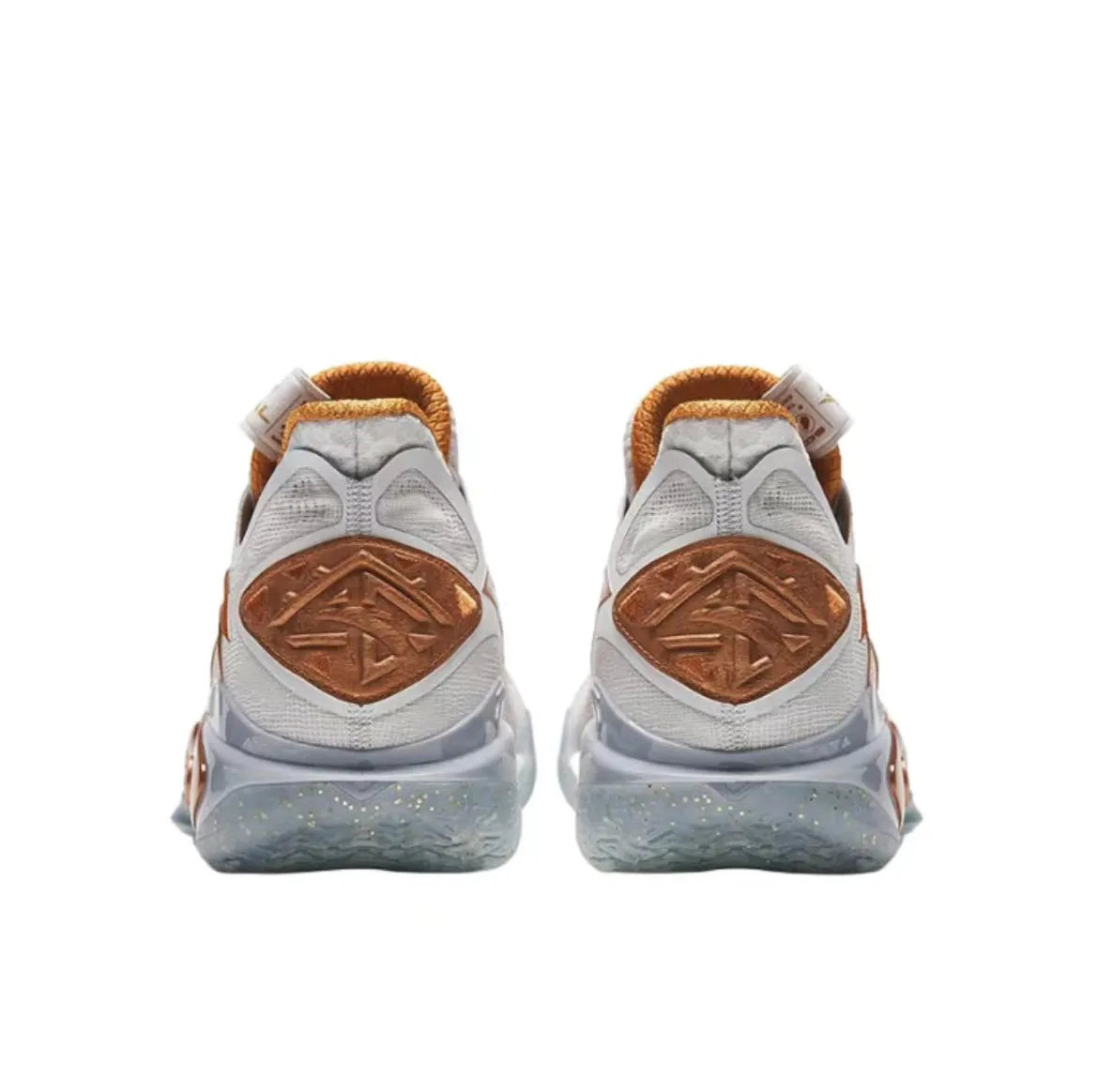 Action Driven Support Jump Cushioning Anta Shock Wave 5 - Immortality