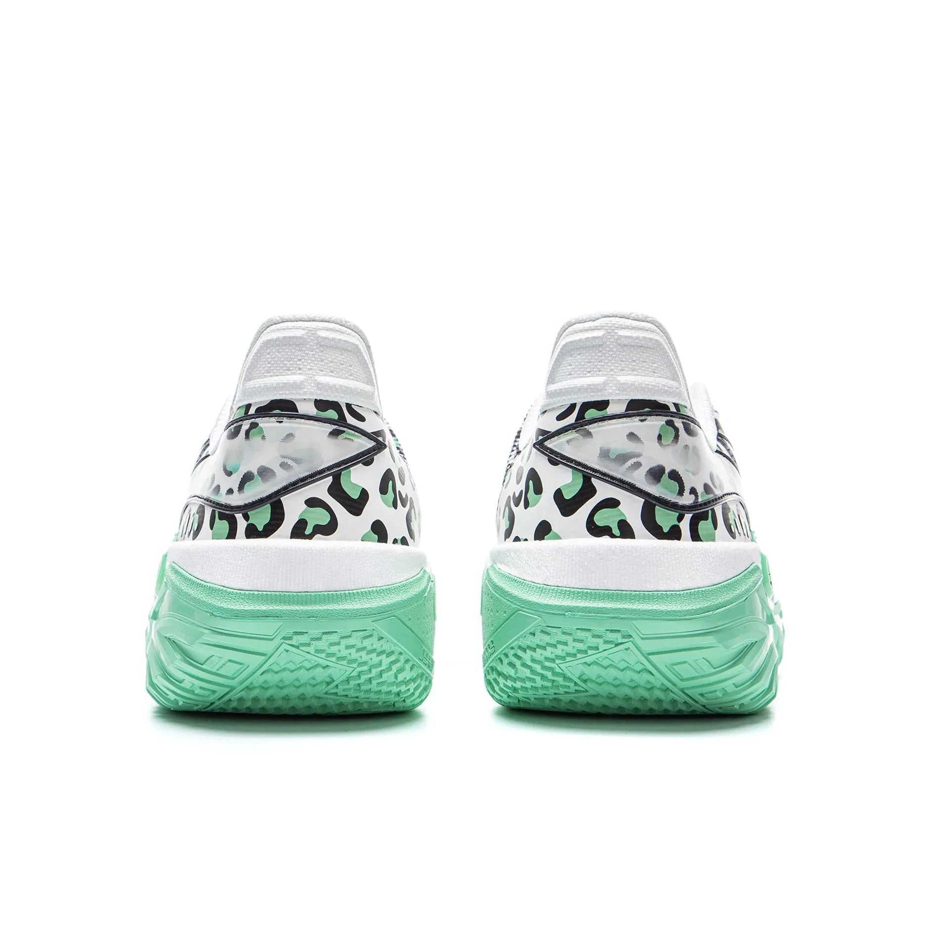 Versatile use Dynamic Traction Pattern Li-Ning Jie'Ao 2 - Green Butterfly