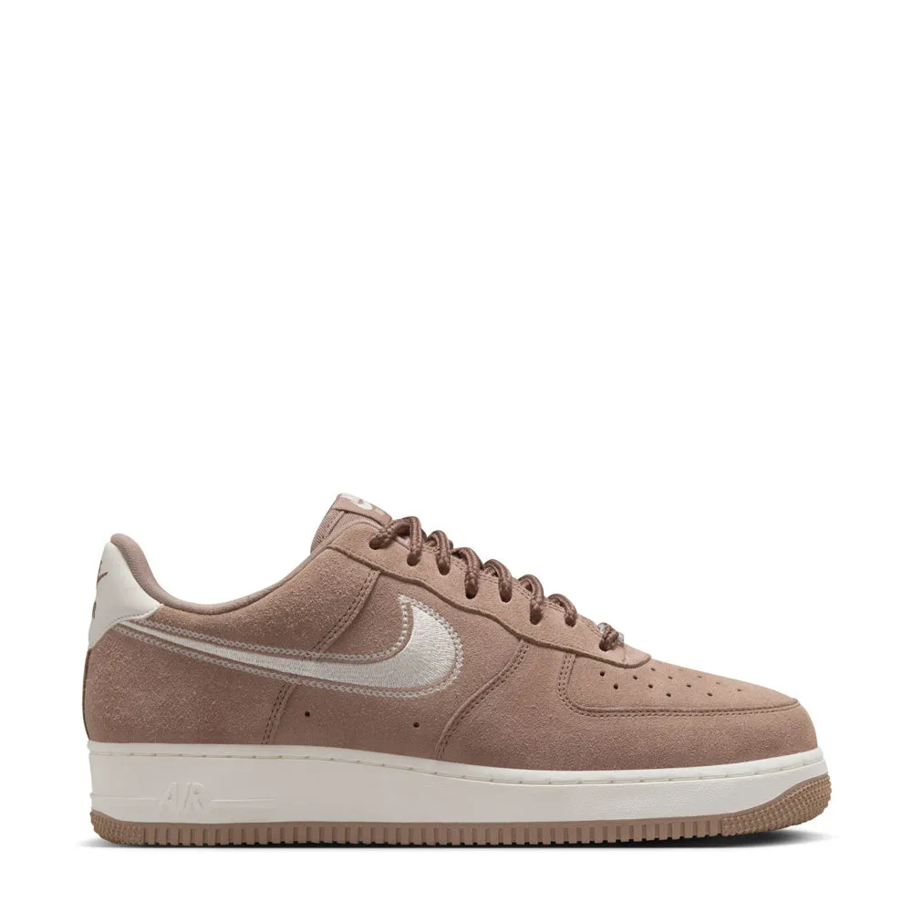 Air Force 1 Low 07 LV8 - Mens Slip Resistant Modern Commuters Flex Groove Technology
