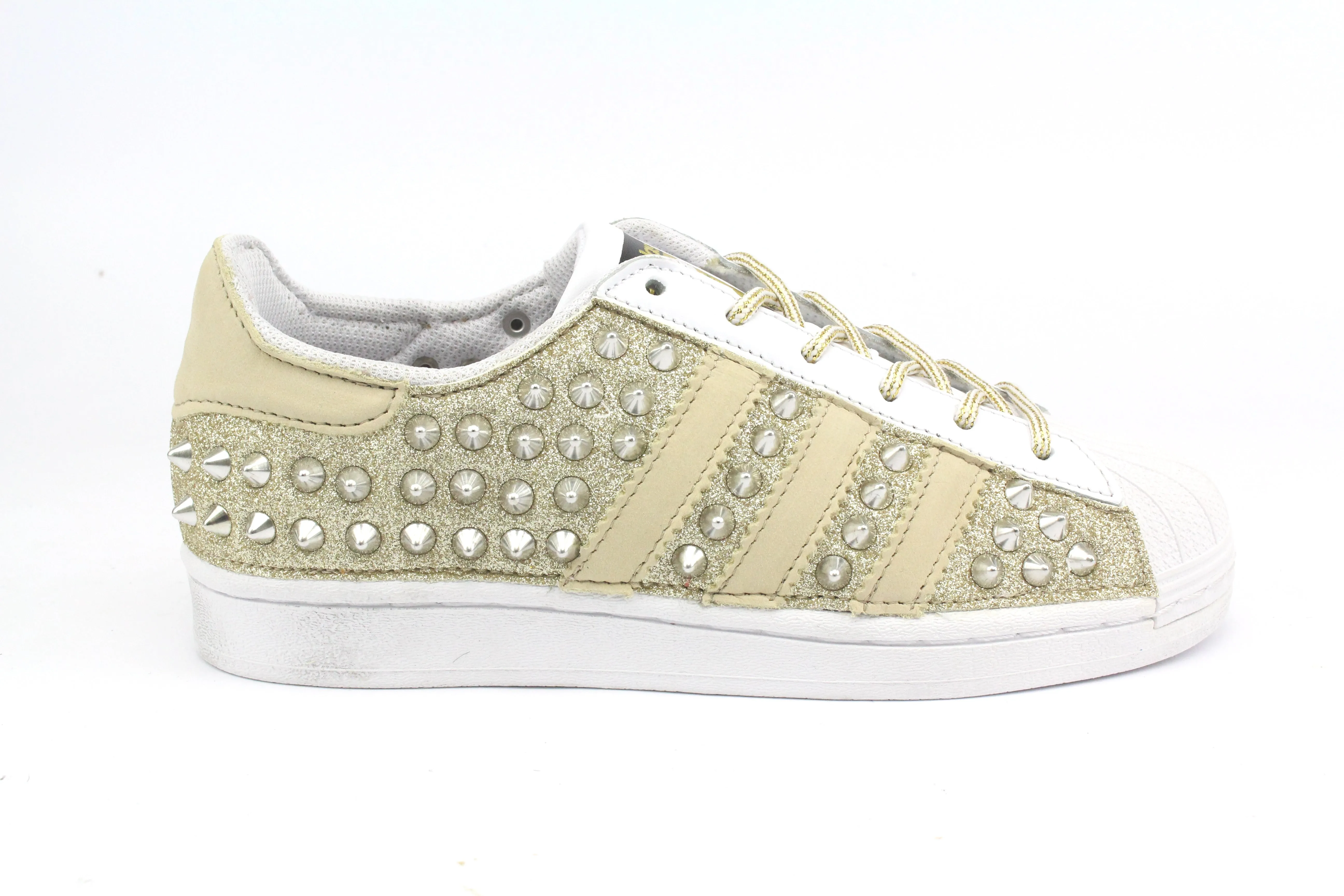 Walk Daily Sneakers style Adidas Superstar Glitter Crema & borchie