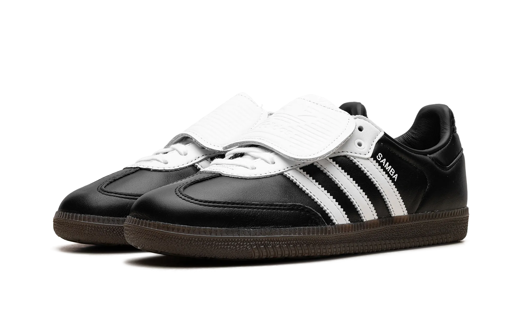 Durable materials Walk Easy Samba LT "Core Black Cloud White"