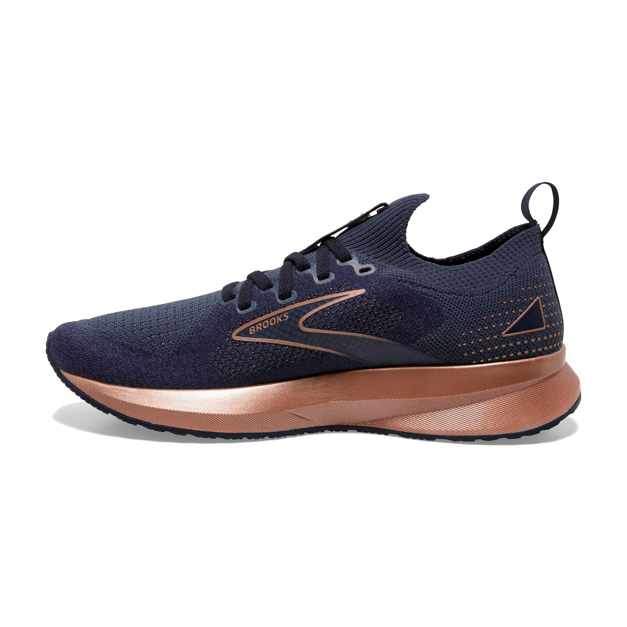 running in unknown tracks shoes Women's Levitate StealthFit 5
