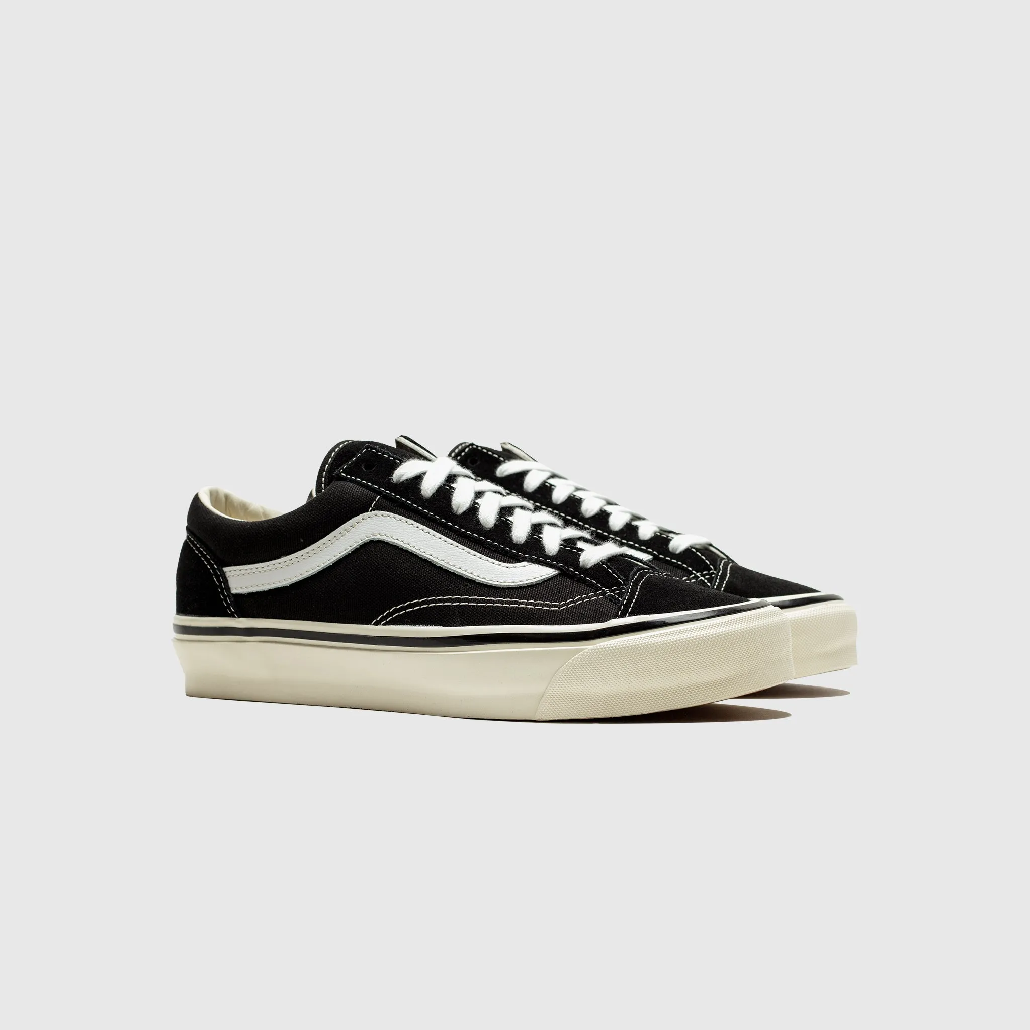 Anti Bacterial OLD SKOOL 36 LX