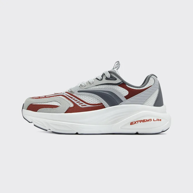 weekend - getaway running shoes Mass 2000 "Love"