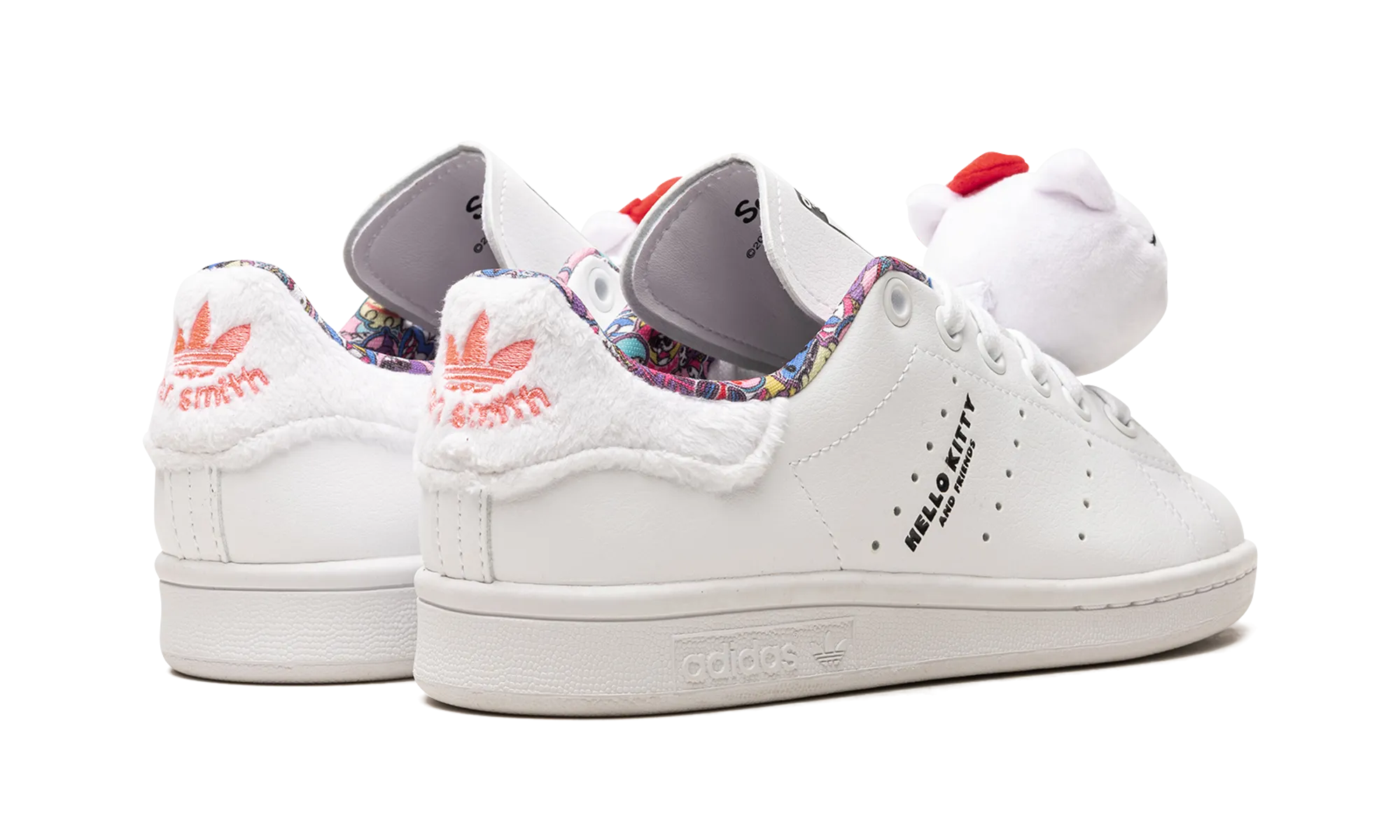 STAN SMITH WMNS "Hello Kitty" Timeless Look