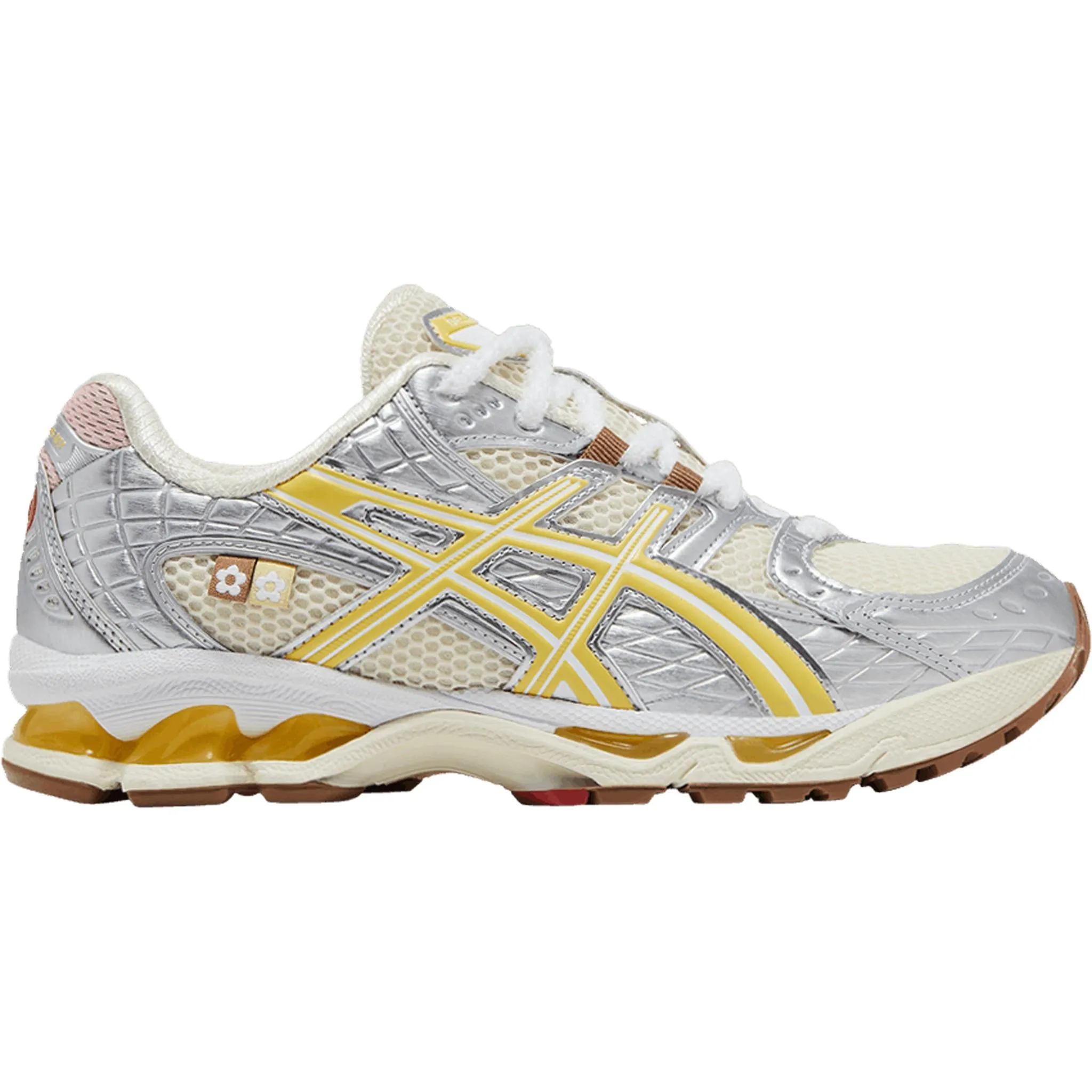running in a cantilever bridge area shoes ASICS Gel-Nimbus 10.1 Vandy The Pink x atmos Banana Split Banana