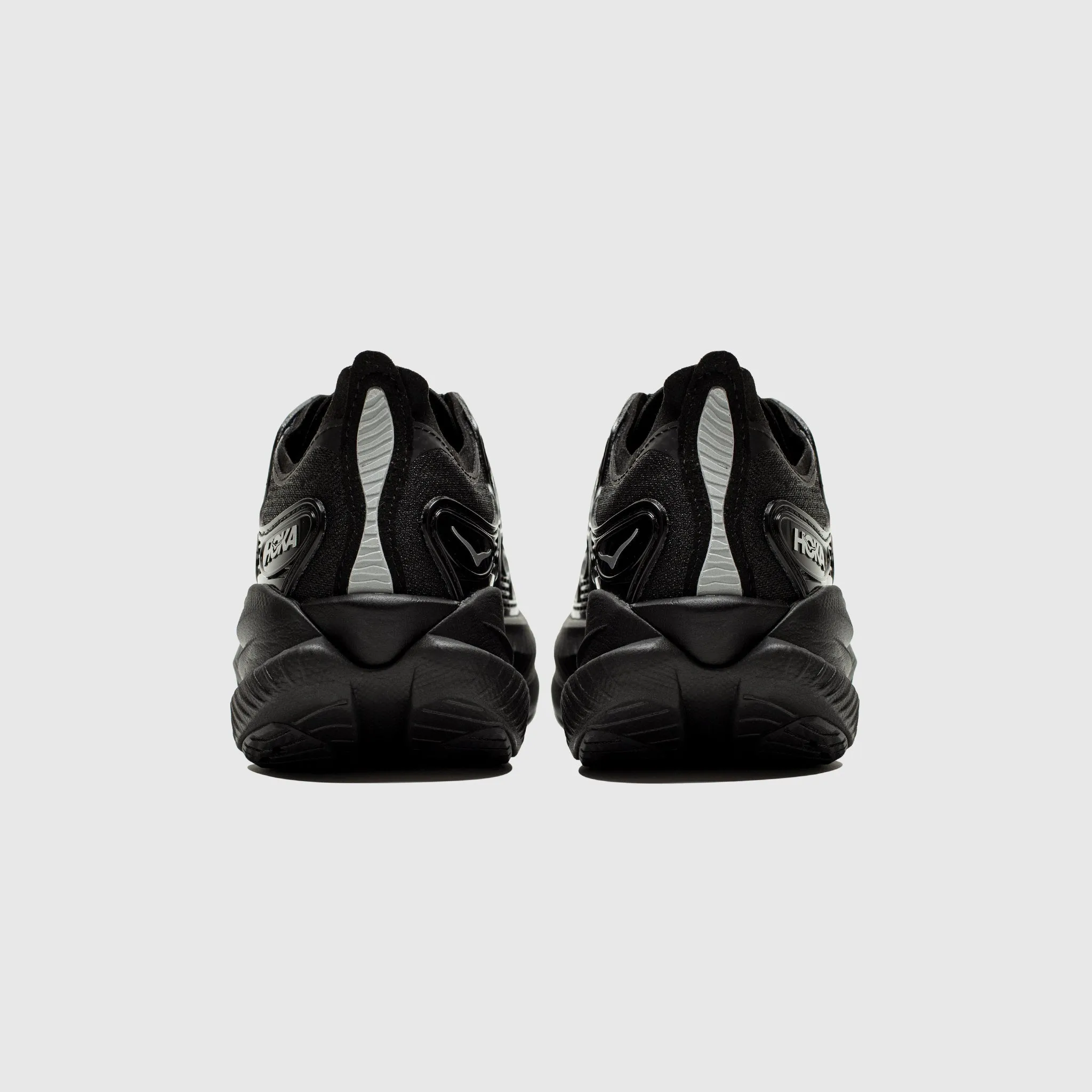 Suede Soft Padded collar U MACH X CAGED