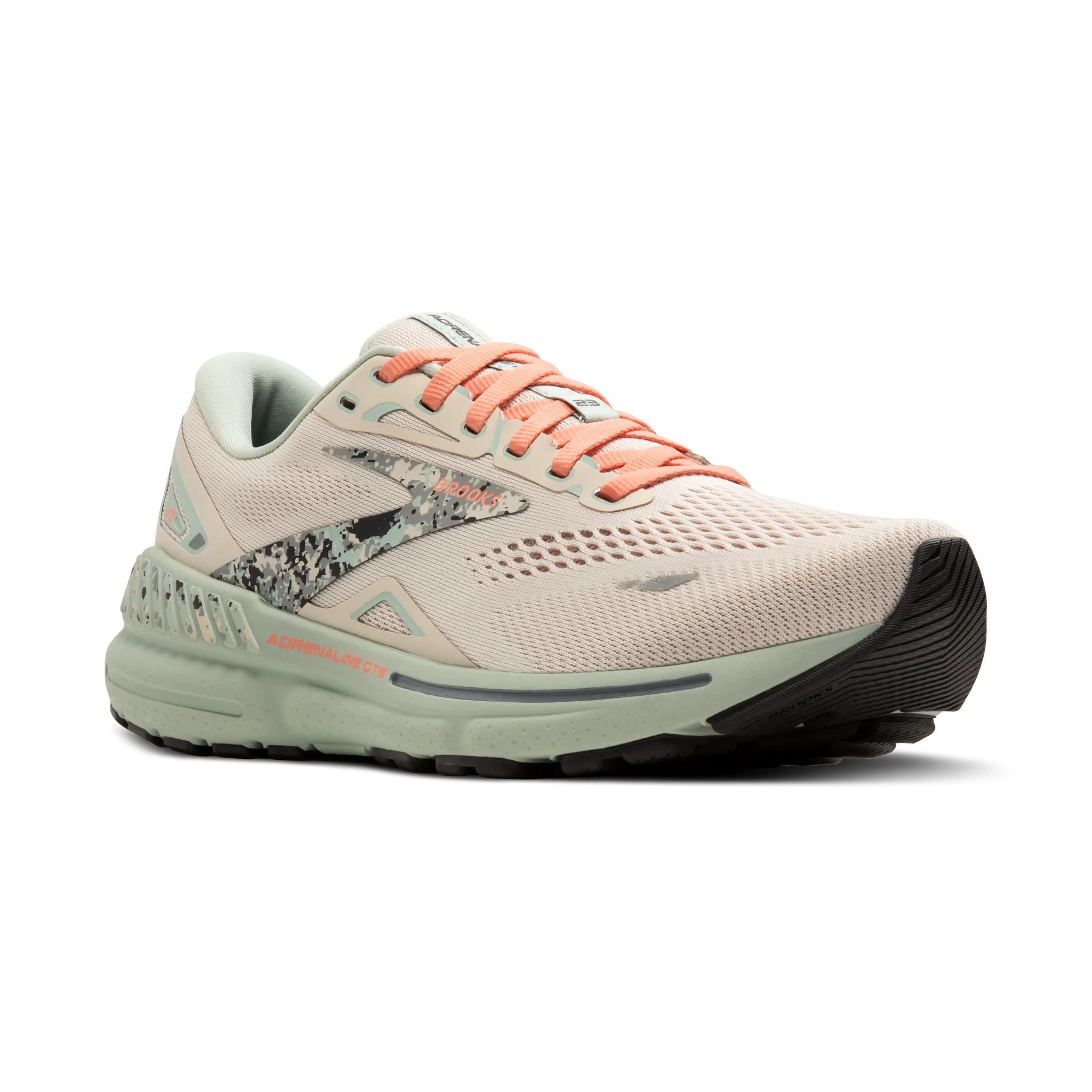 Women's Adrenaline GTS 23 track equipment