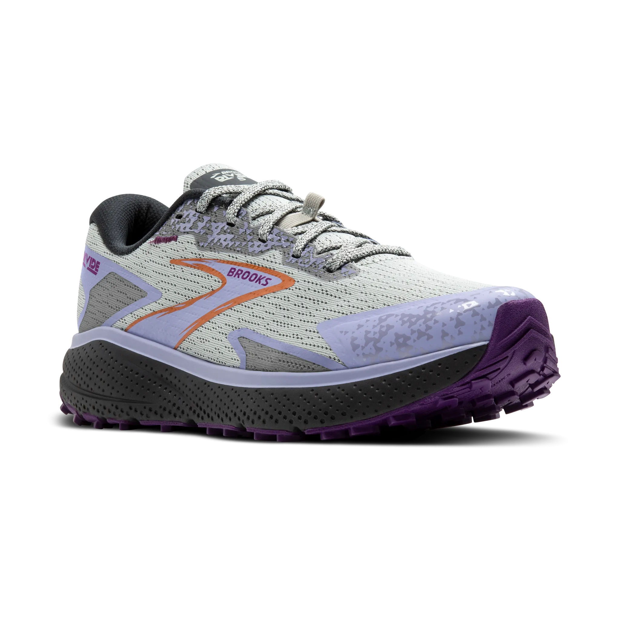 Women's Divide 5 Balanced Stride Engineering High Traction Outsole