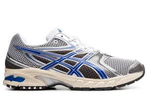 Lightweight Sole running in a tram station area shoes Asics Gel-DS Trainer 14 'White / Asics Blue'