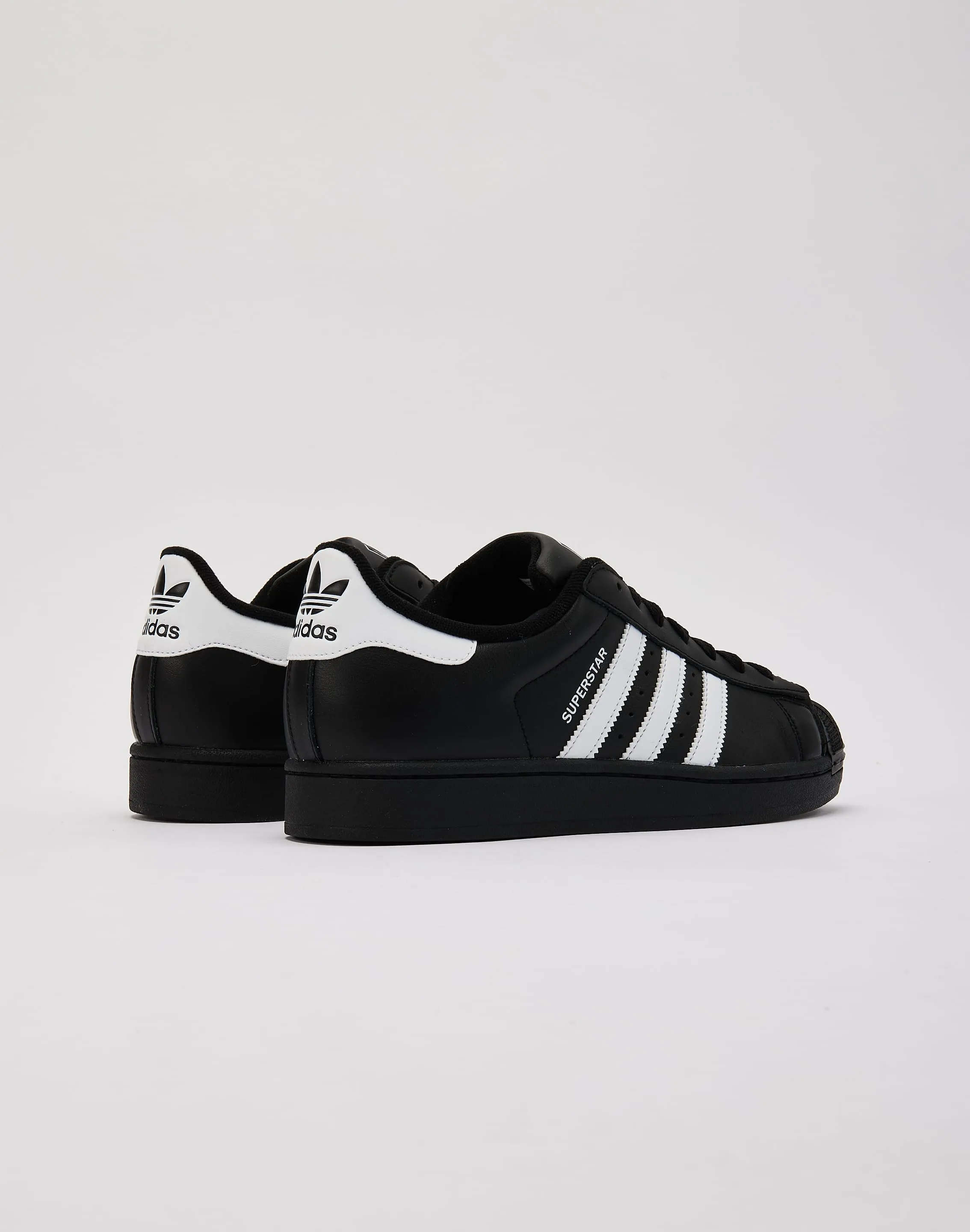 Travel Walker Adidas Superstar II