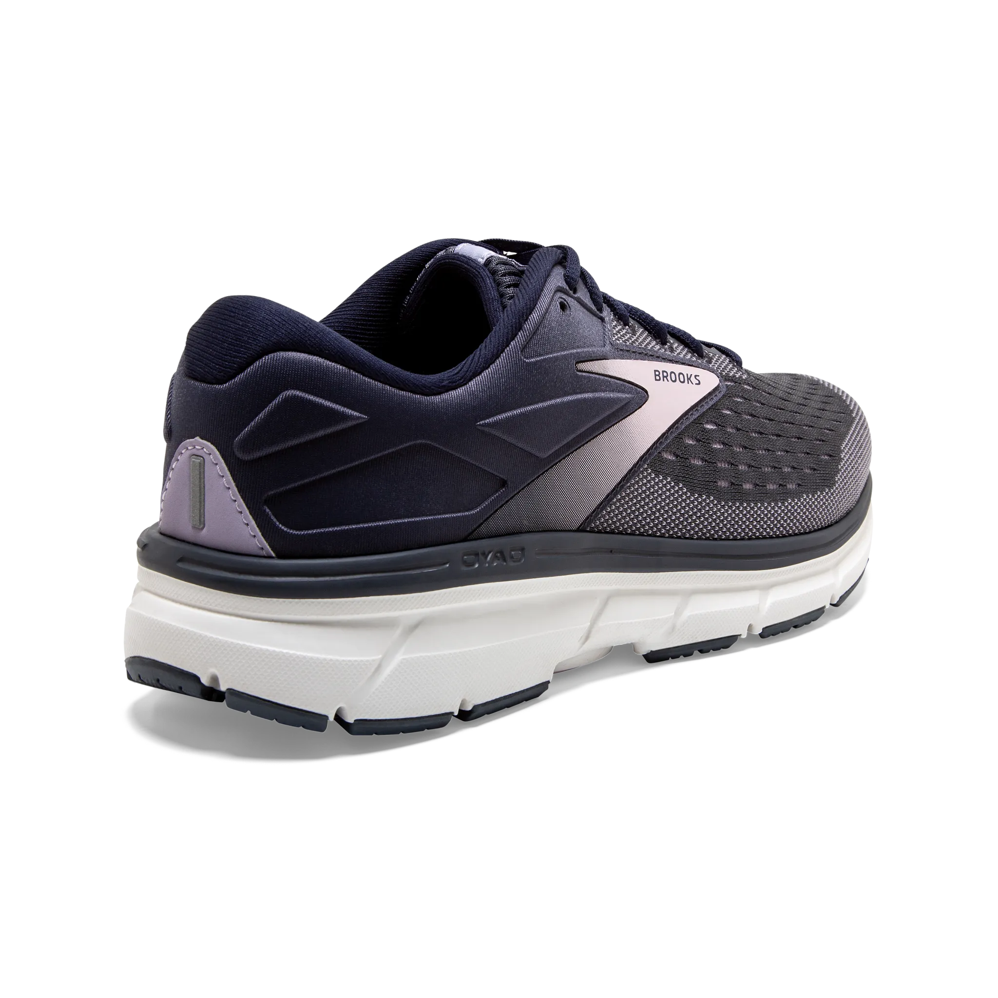 Women's Dyad 11 running on snow shoes Autumn Running