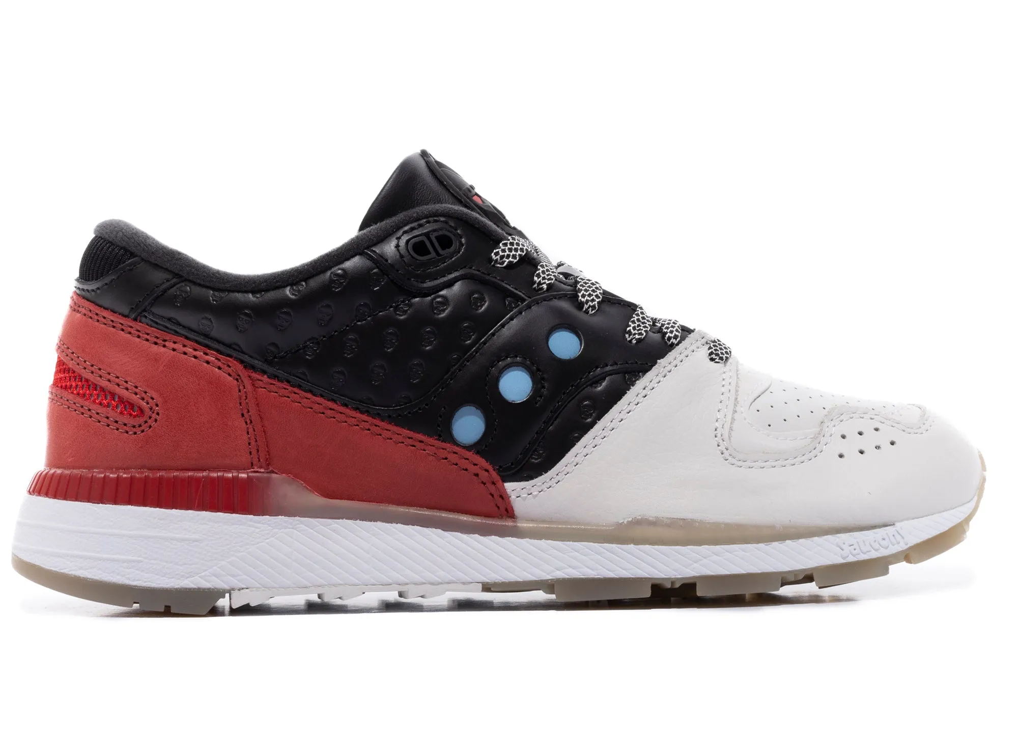low - profile shoes running for charity Saucony Azura