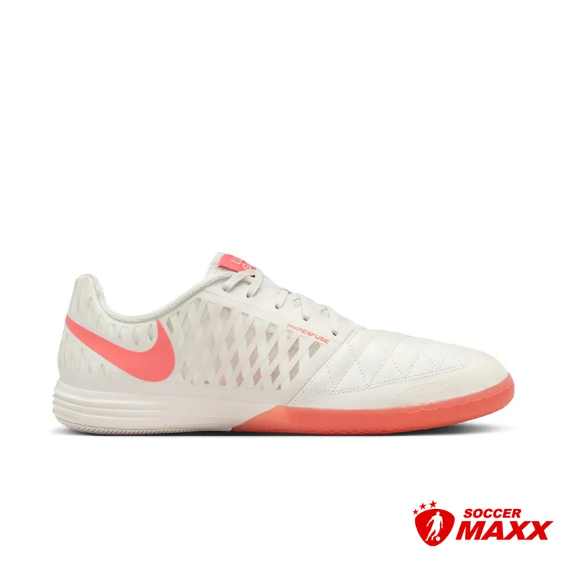 Wide Motion Speed Turn Nike Lunargato II Indoor Court Shoe