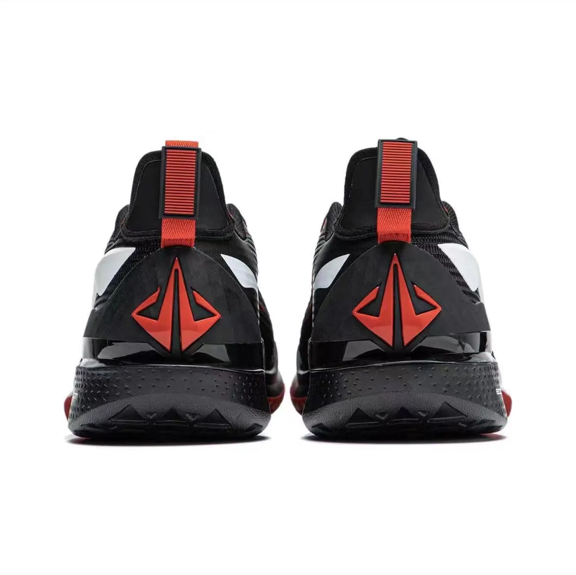 Li-Ning Jimmy Butler JB2 - Away Elastic Collar Heel lockdown
