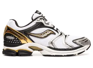 Saucony Progrid Triumph 4 premium - quality all - weather shoes OrthoLite Insole Technology